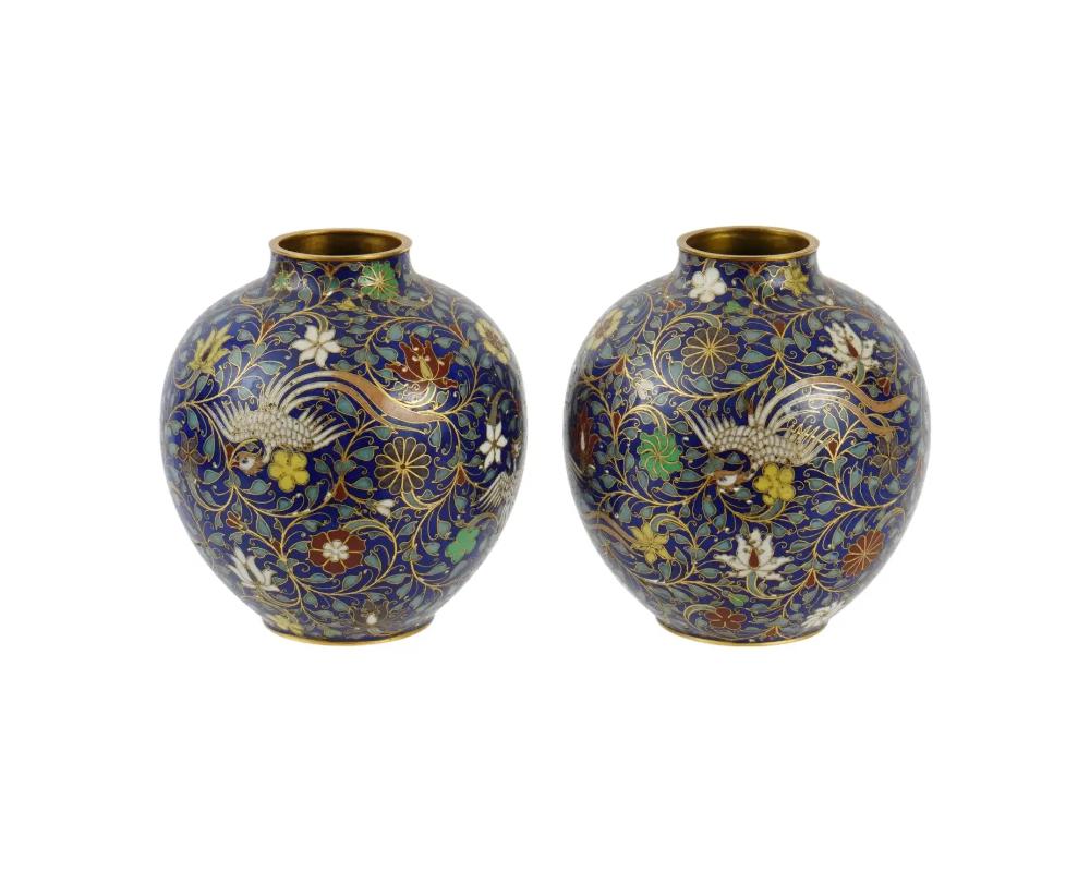 Chinois Vases en émail cloisonné Qing du XIXe siècle en vente