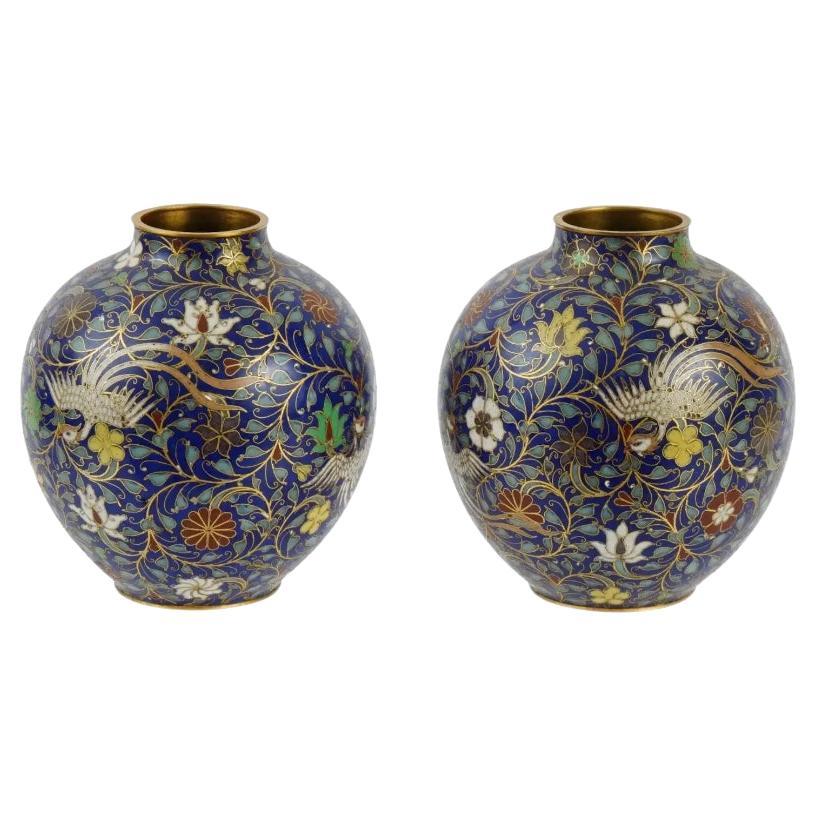 Vases en émail cloisonné Qing du XIXe siècle en vente