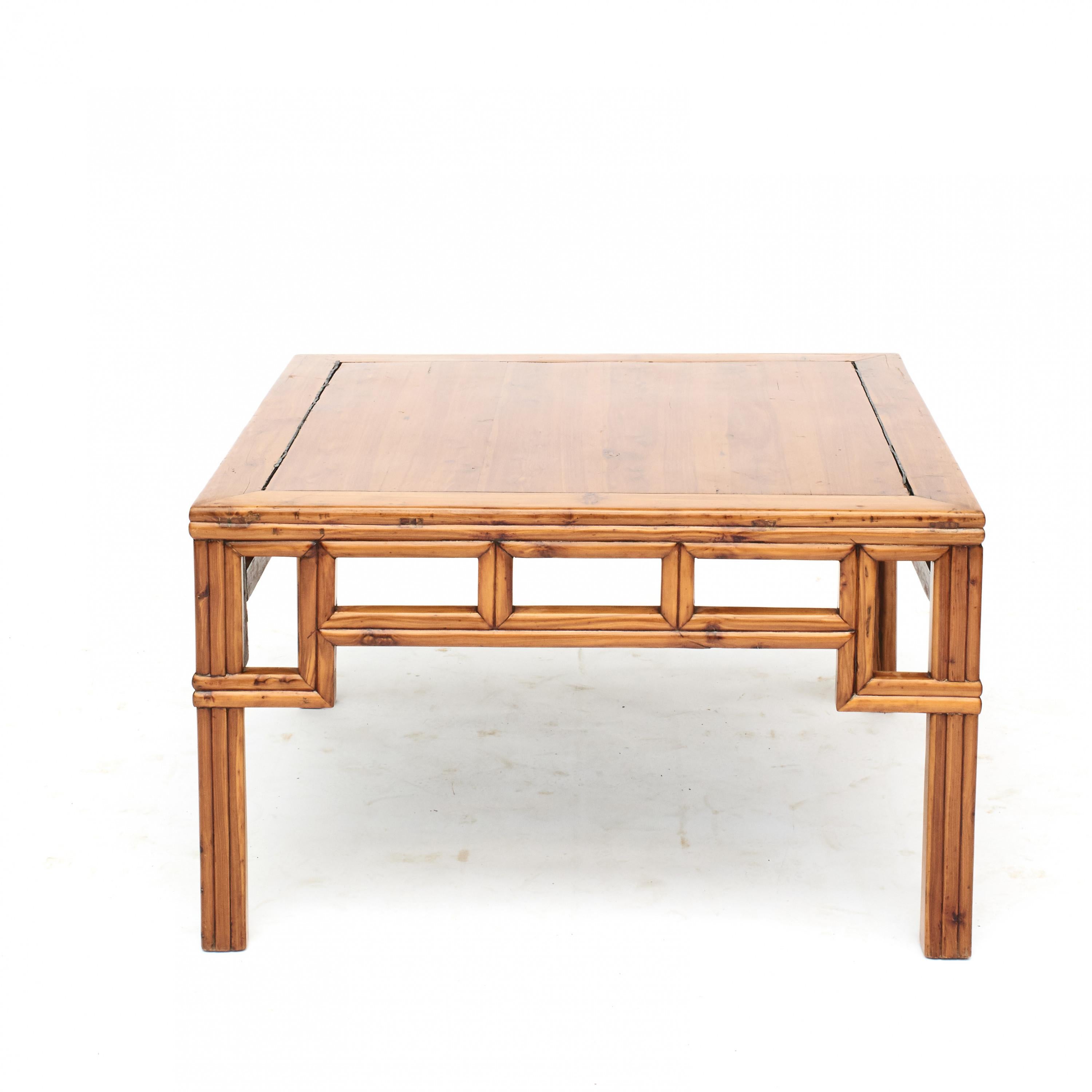 Beautiful saffron colored coffee table made of peach wood with beautiful grain.
From Jiangsu Province 1850-1870.
Furniture's made in peach wood is relatively rare.
 