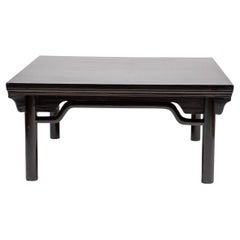 19th Century Chinese Qing Dynasty Coffee Table in Black Lacque Antique 19th Century Chinese Qing Dynasty Coffee Table in Black Lacque