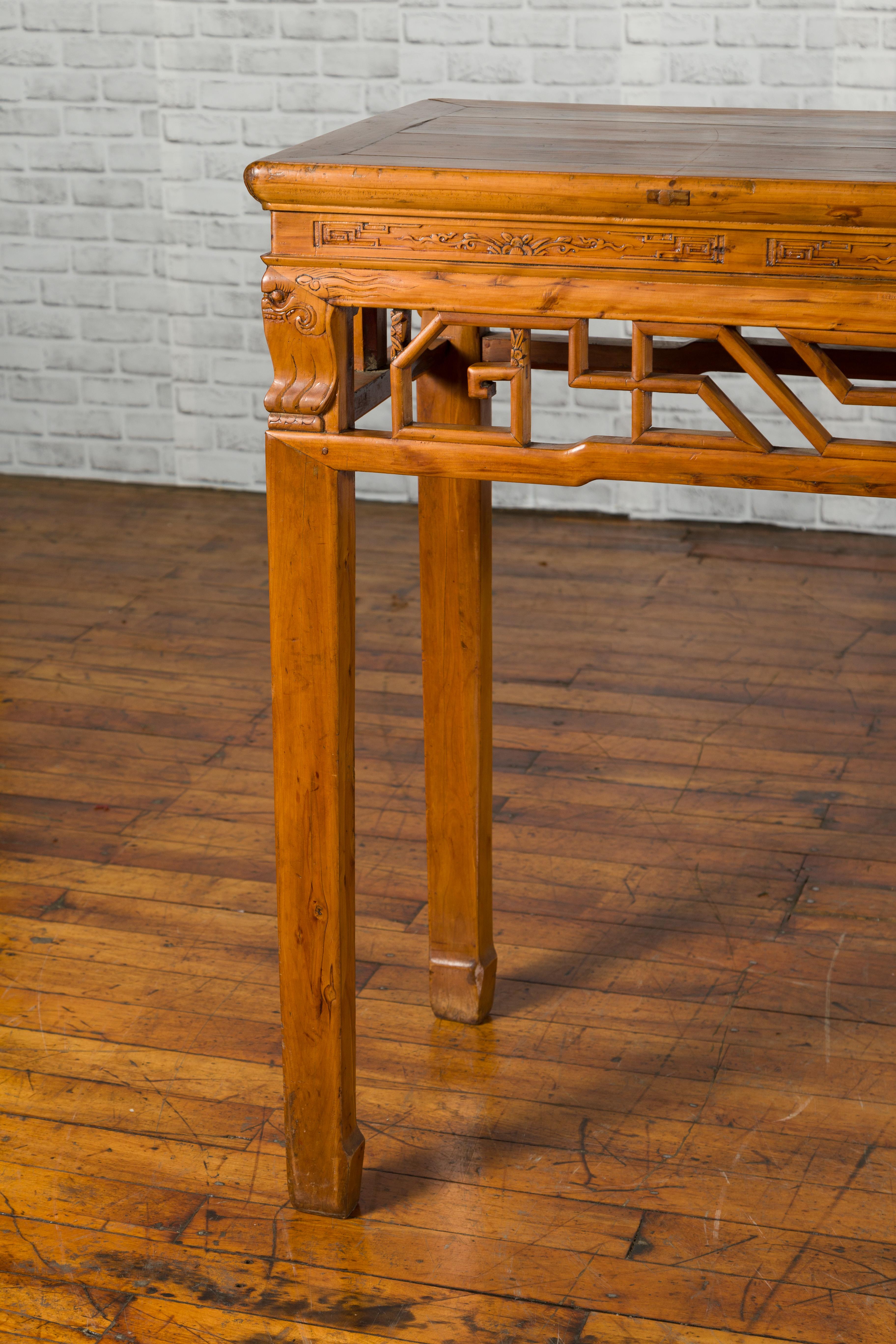 19th Century Chinese Qing Dynasty Period Altar Console Table with Carved Apron 4