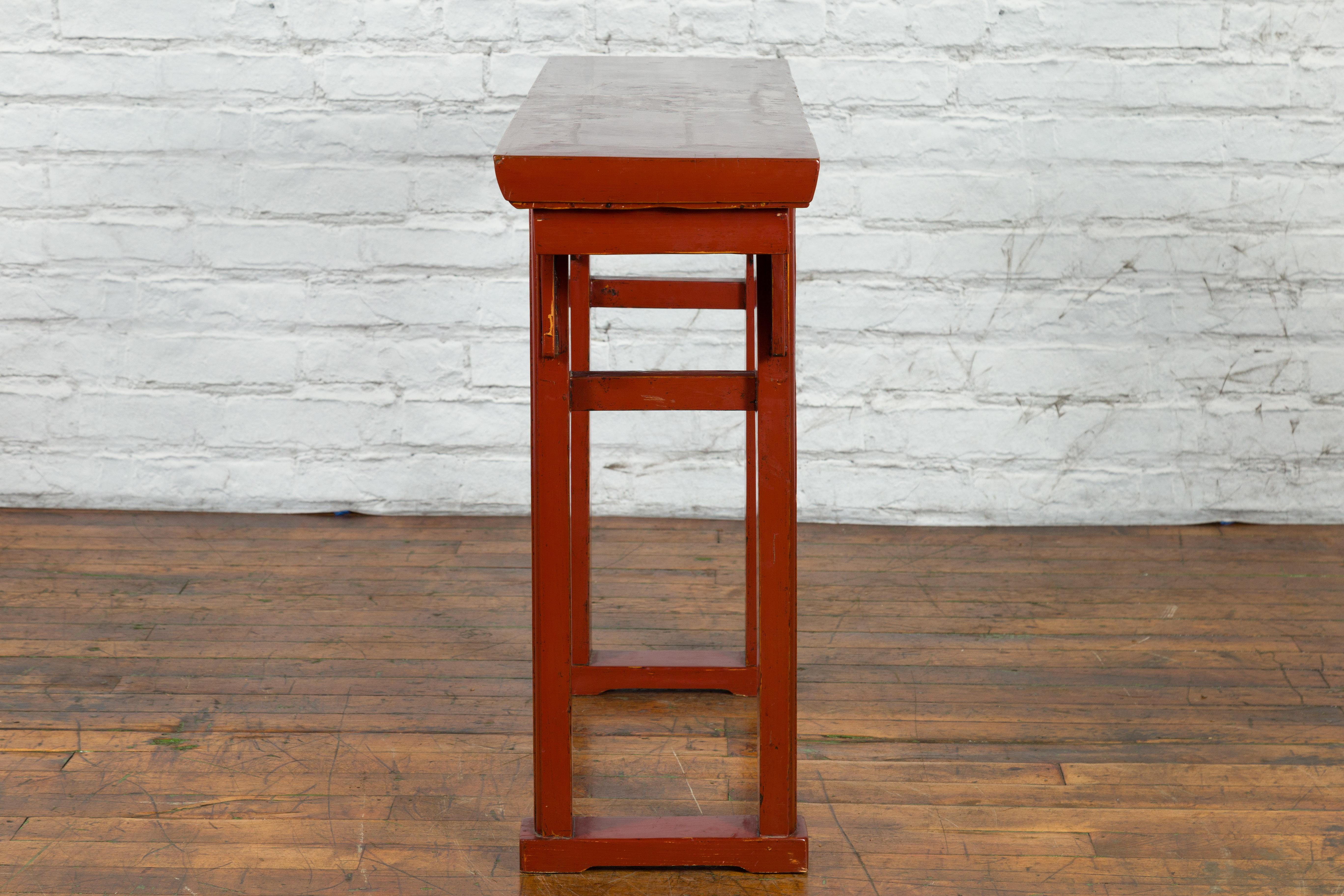 19th Century Chinese Qing Dynasty Period Red Lacquer Console Altar Table For Sale 6