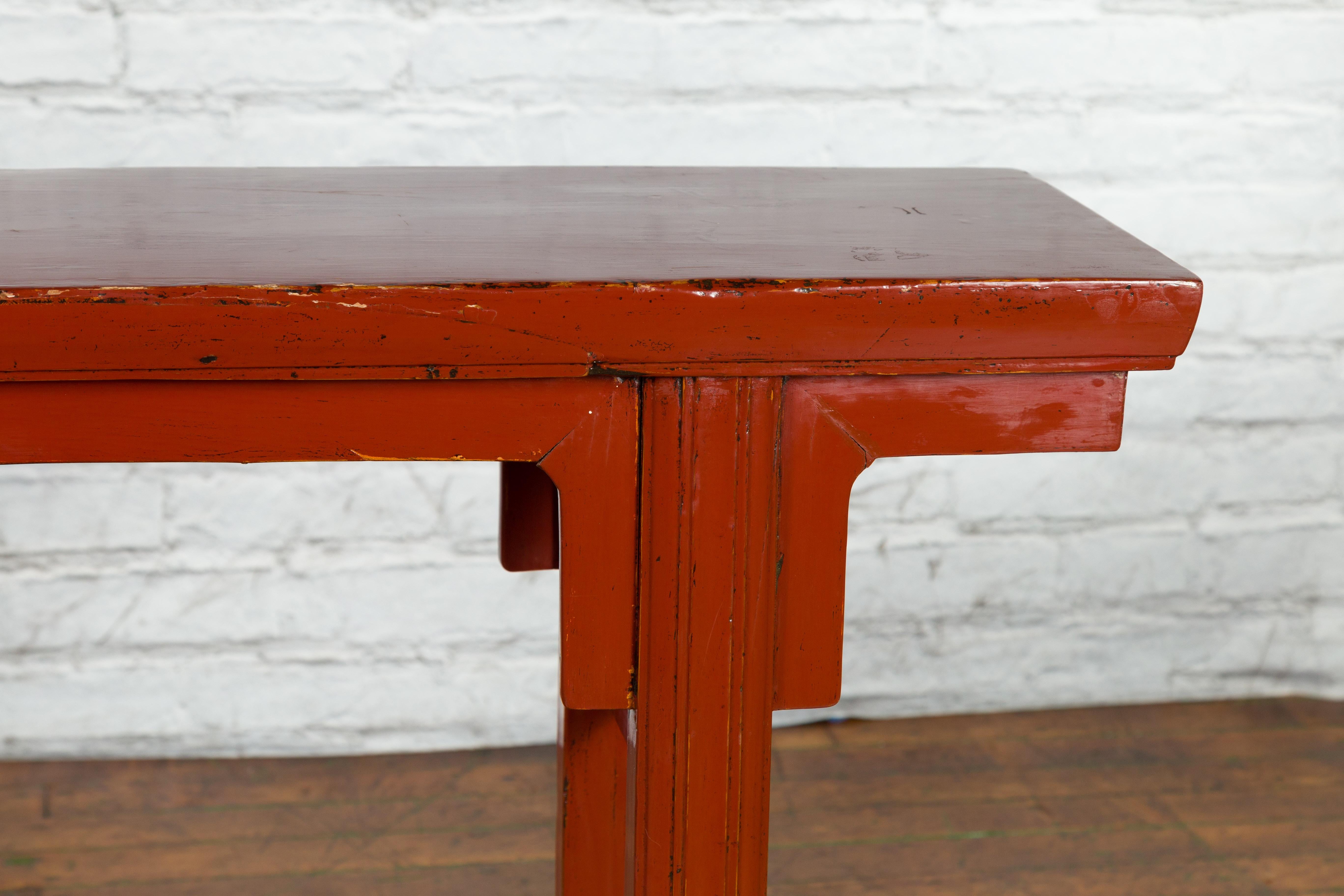 19th Century Chinese Qing Dynasty Period Red Lacquer Console Altar Table For Sale 2