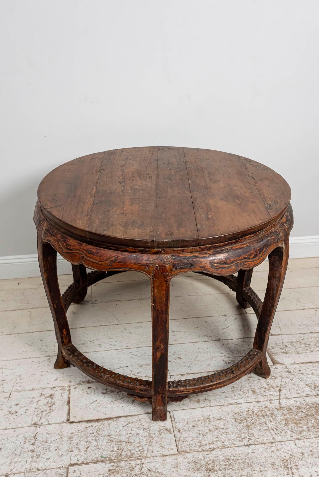 19th Century Chinese Qing Dynasty Round Hardwood Centre Table 10
