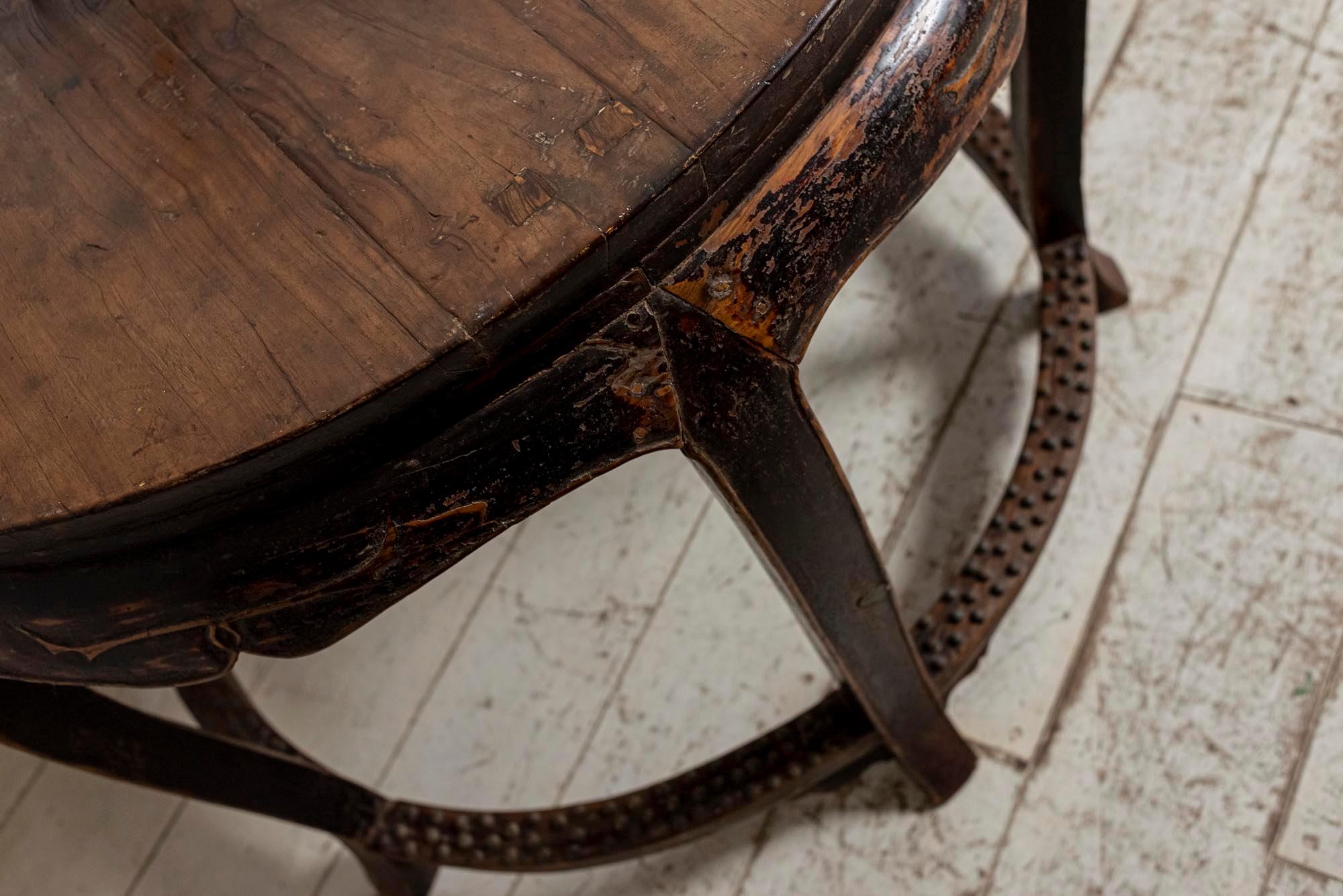 19th Century Chinese Qing Dynasty Round Hardwood Centre Table 3