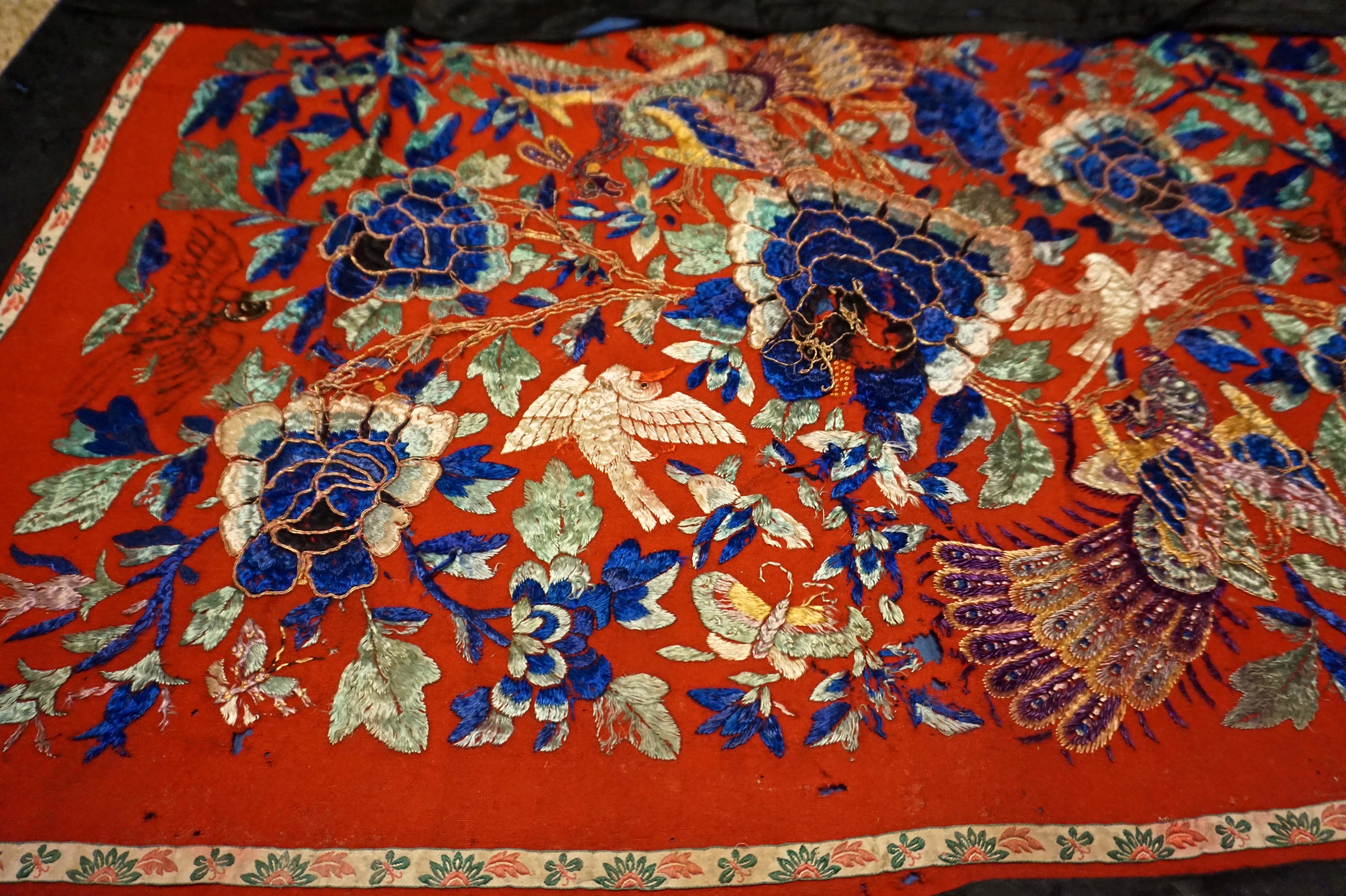 Embroidered 19th Century Chinese Qing Dynasty Silk Embroidery Altar Banner For Sale