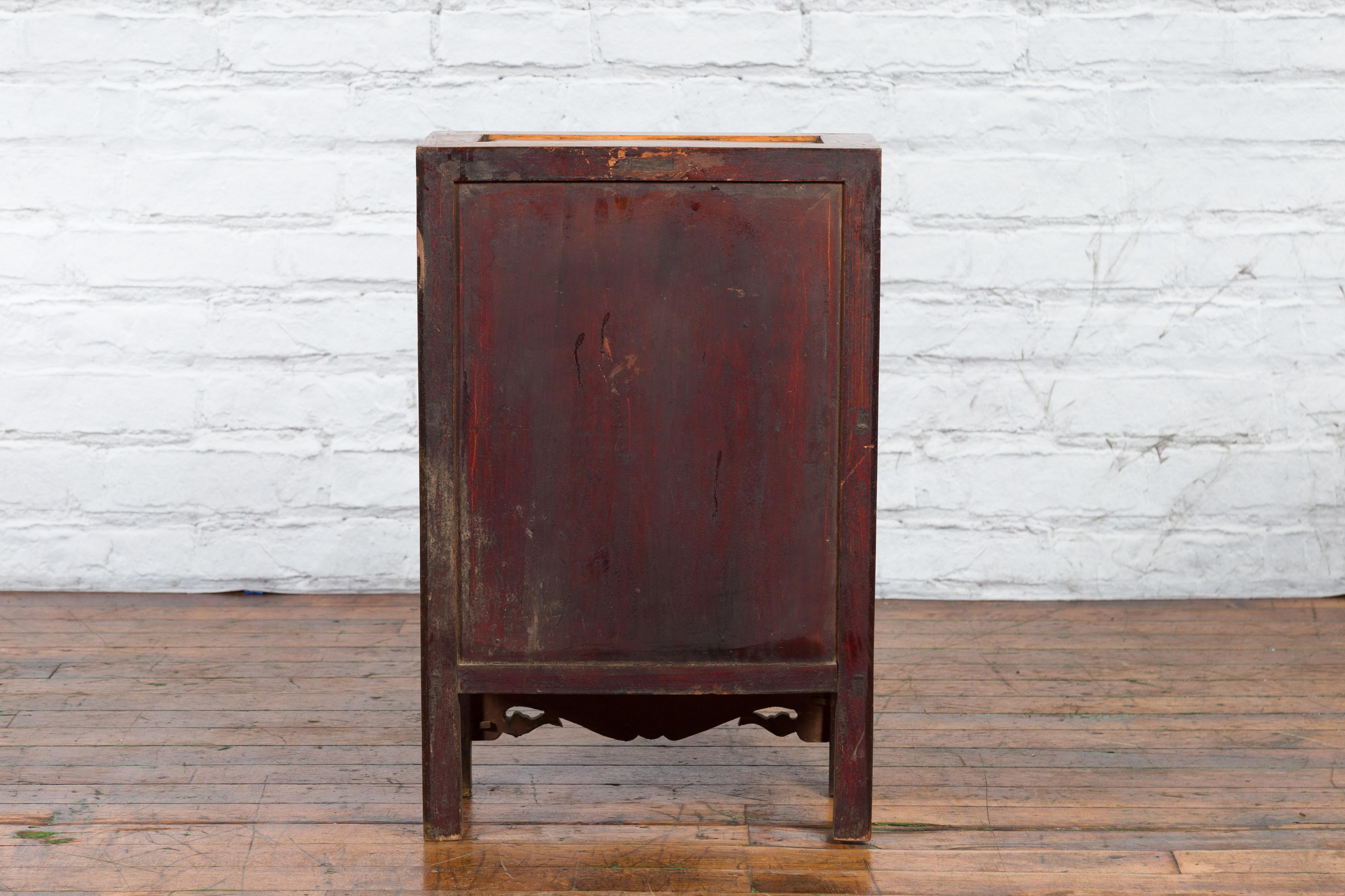 19th Century Chinese Qing Dynasty Small Cabinet with Carved Shelf and Apron For Sale 7