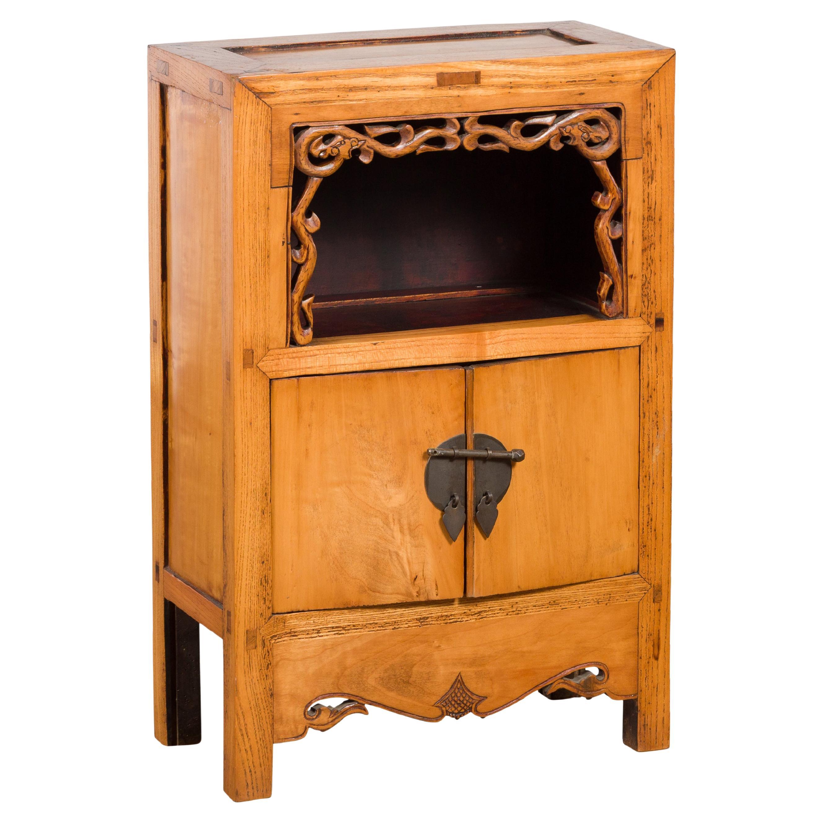 19th Century Chinese Qing Dynasty Small Cabinet with Carved Shelf and Apron For Sale