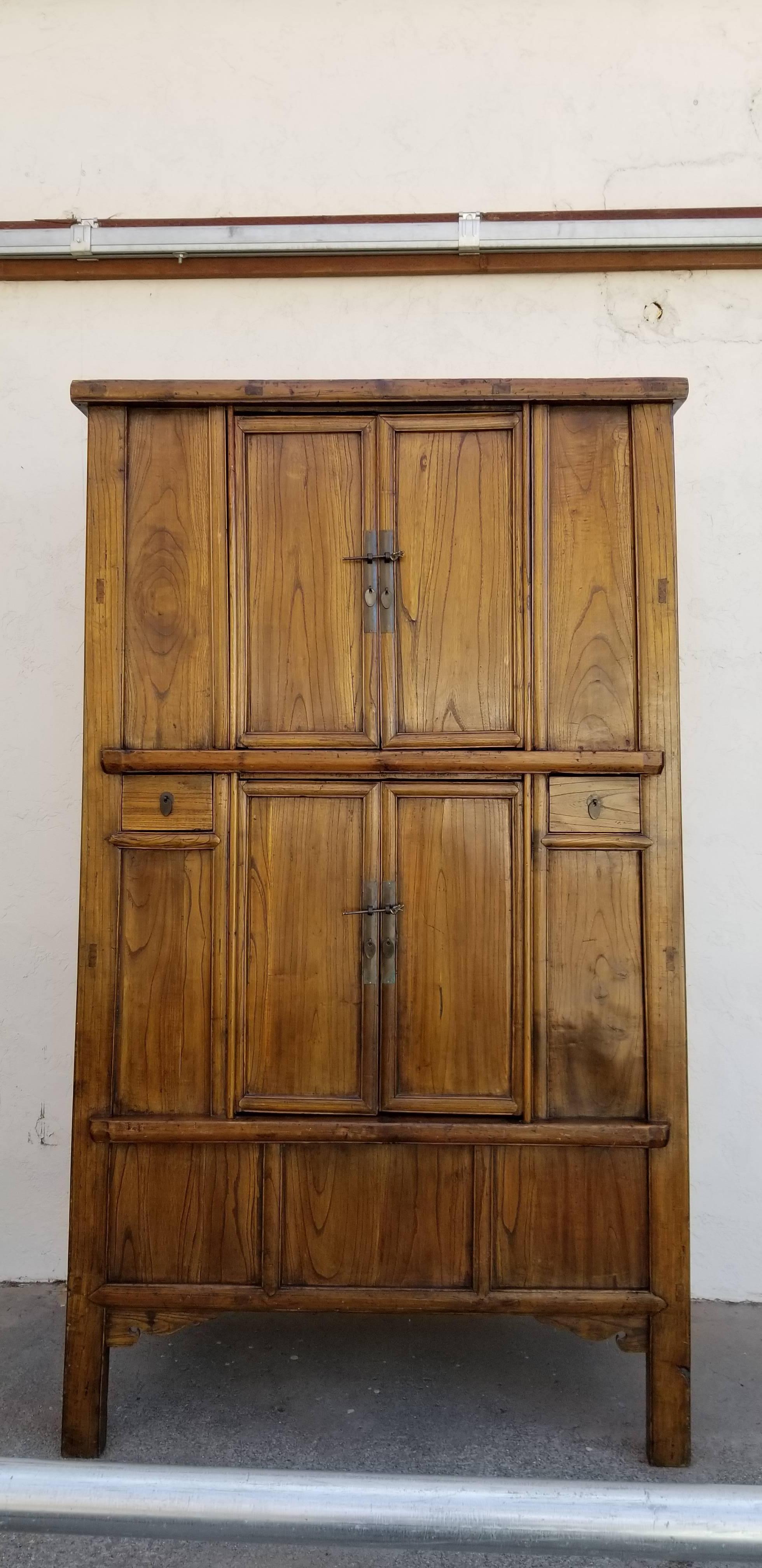 19th Century Chinese Qing Dynasty Tapered Storage Cabinet 11