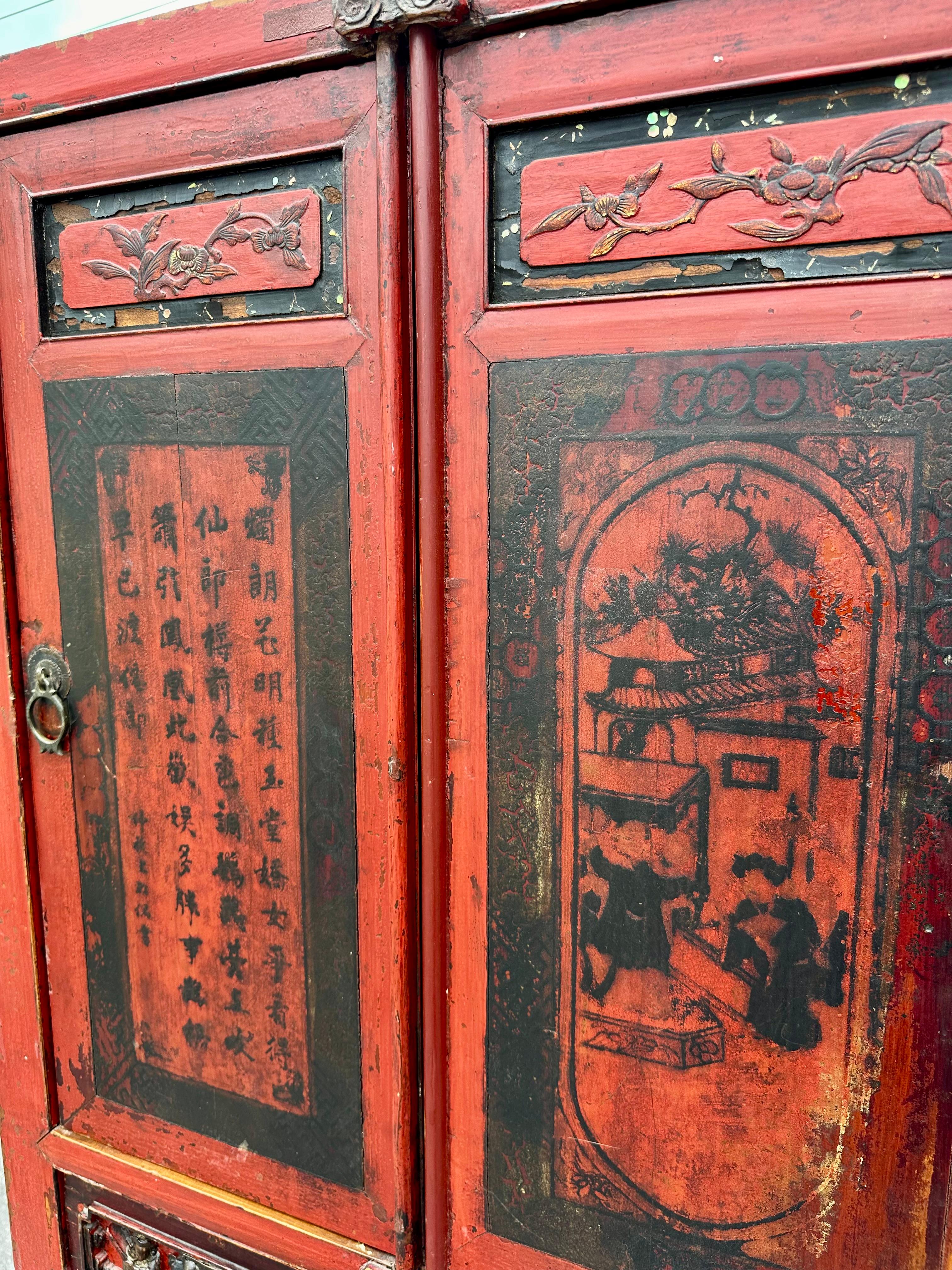 Armadio-dispensa rosso dipinto a mano del XIX secolo in Cina in vendita 5