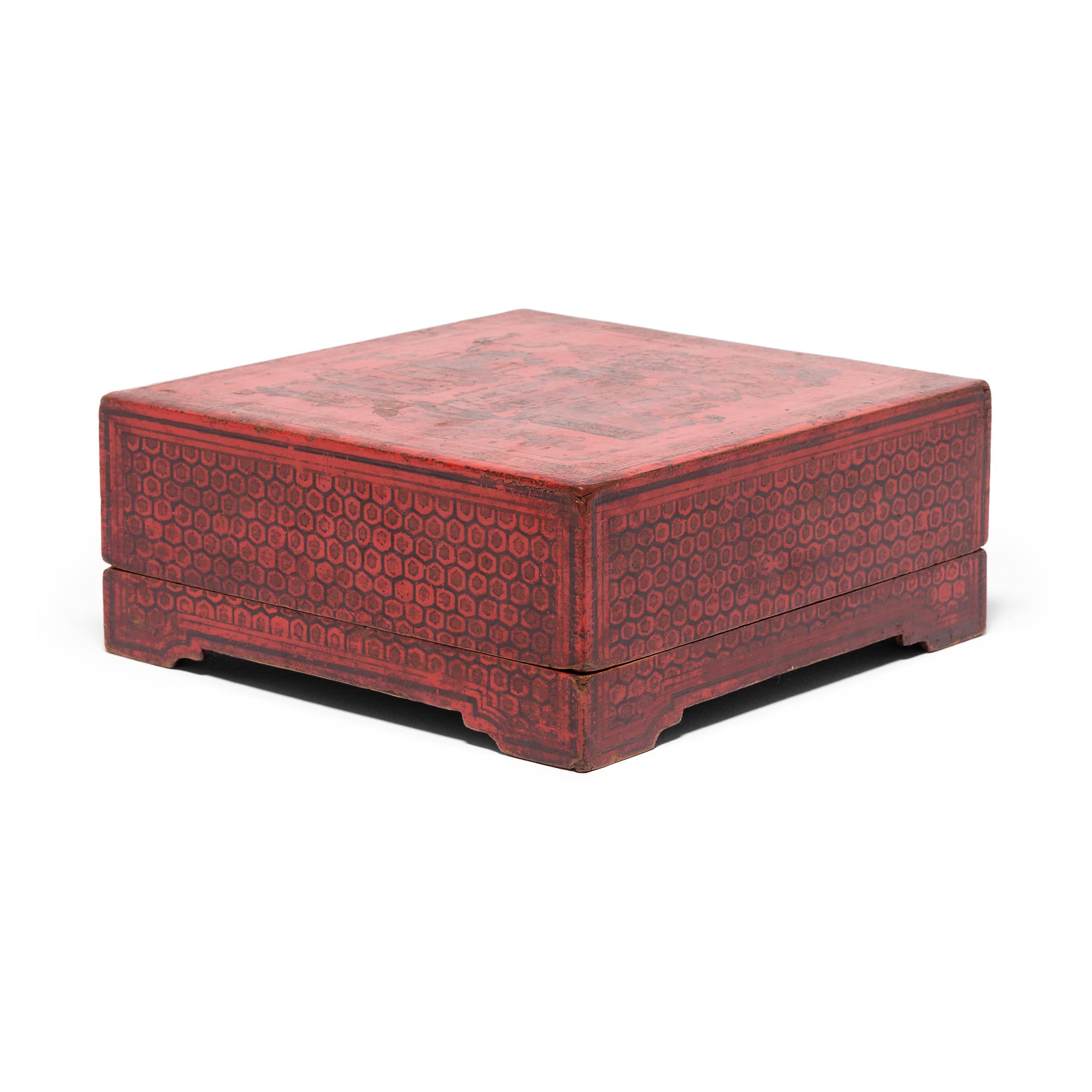 19th Century Chinese Red Lacquer Snack Box In Good Condition In Chicago, IL