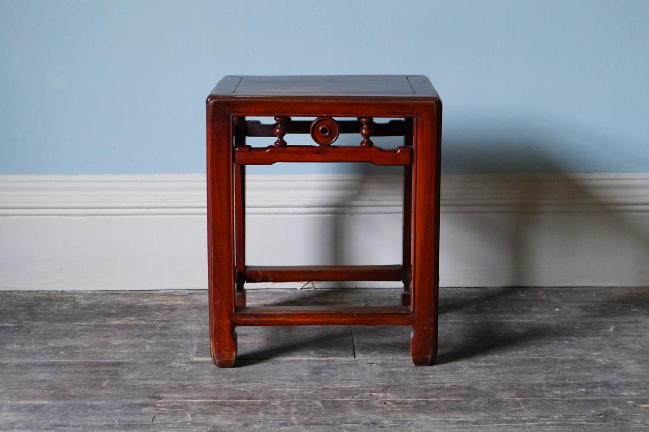 Chinese red lacquered end table, dating to the 19th century designed in the Ming style. 


Dimensions: H48 x W39.5 x D30 cm.