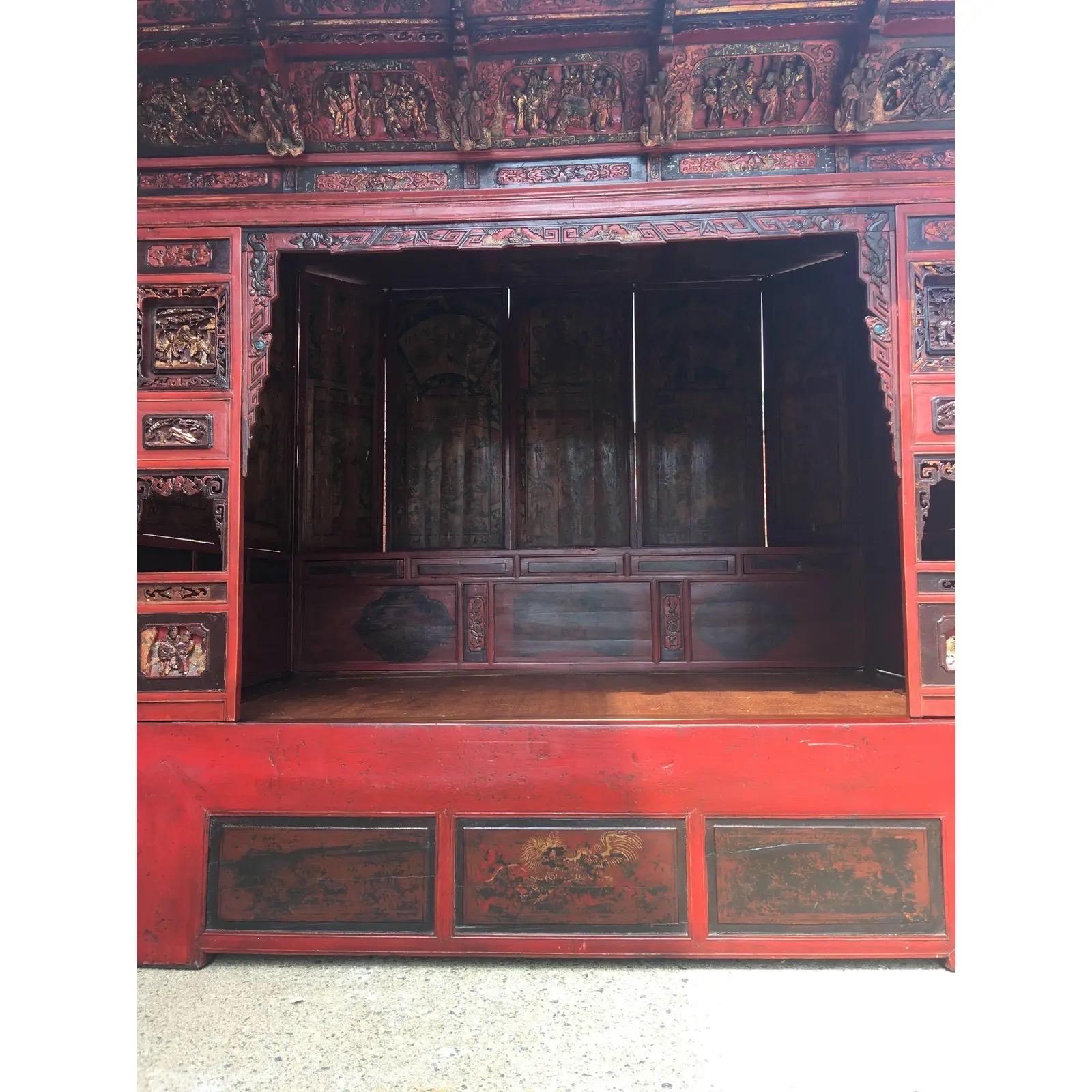 Mother-of-Pearl 19th Century Chinese Red Lacquered Opium Canopy Bed For Sale