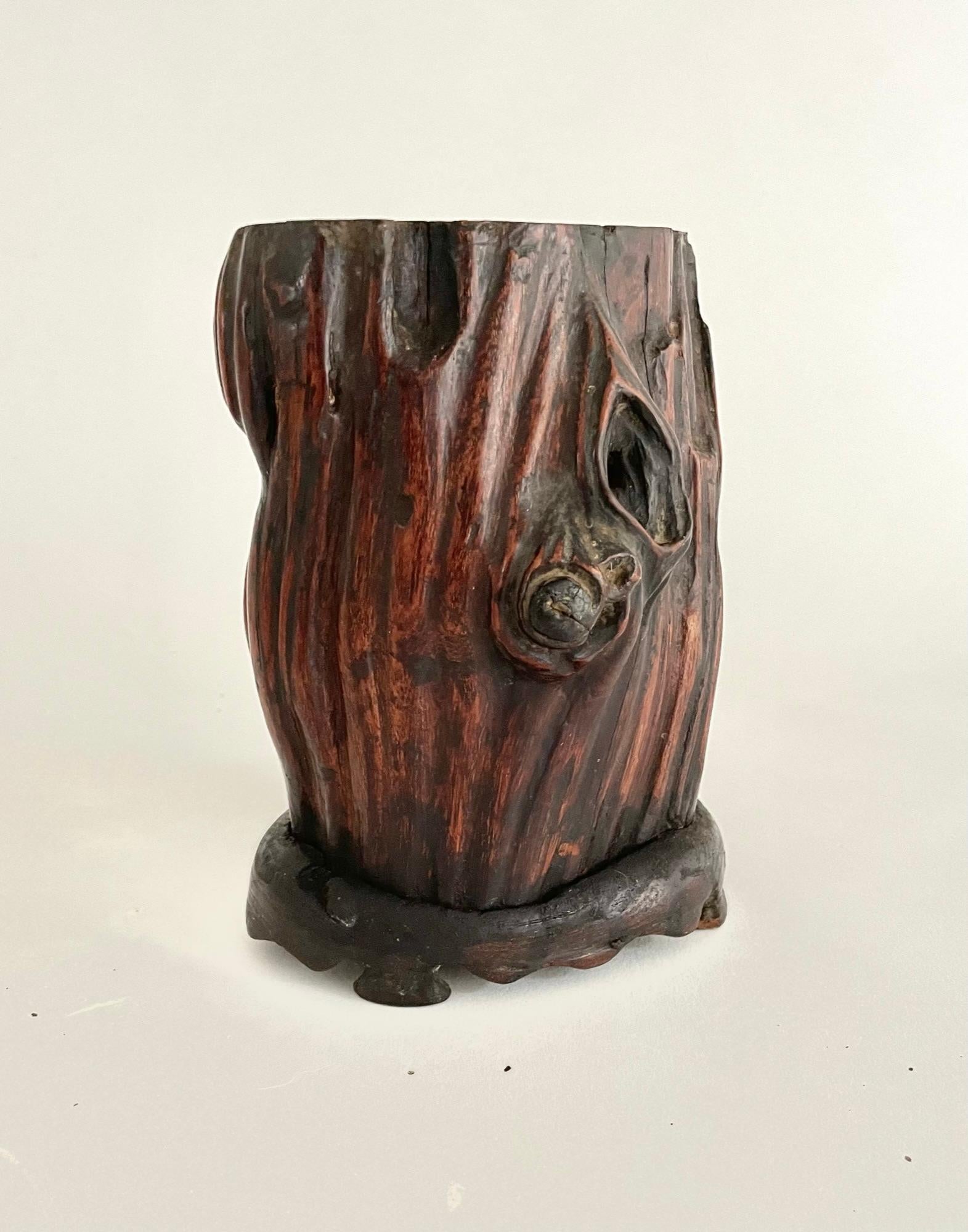 19th Century Chinese Root Wood Calligraphy Brush Pot For Sale 1