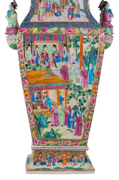 19th Century Chinese Rose Medallion Lidded Vase