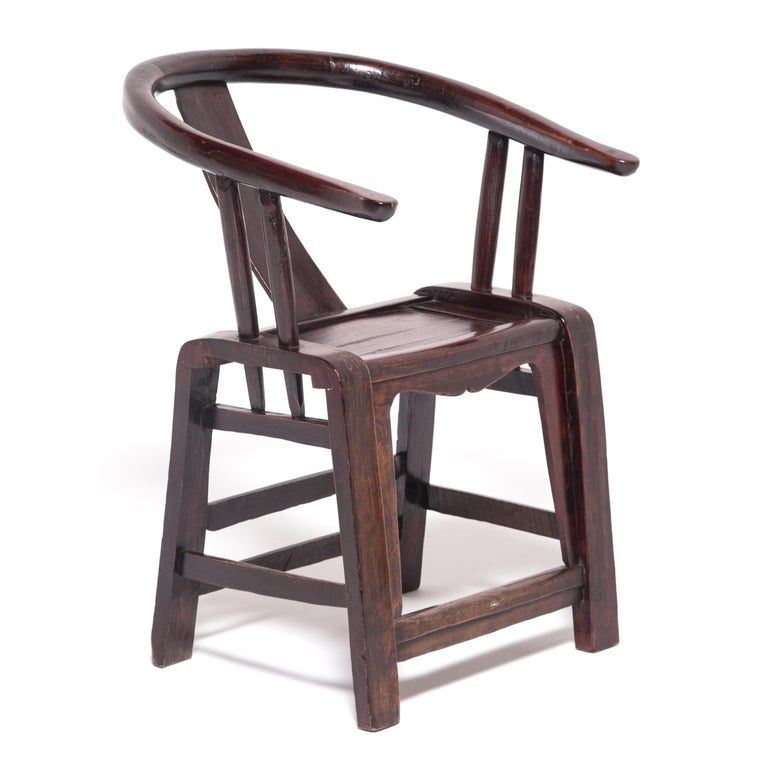 19th Century Chinese Roundback Chair In Good Condition For Sale In Chicago, IL