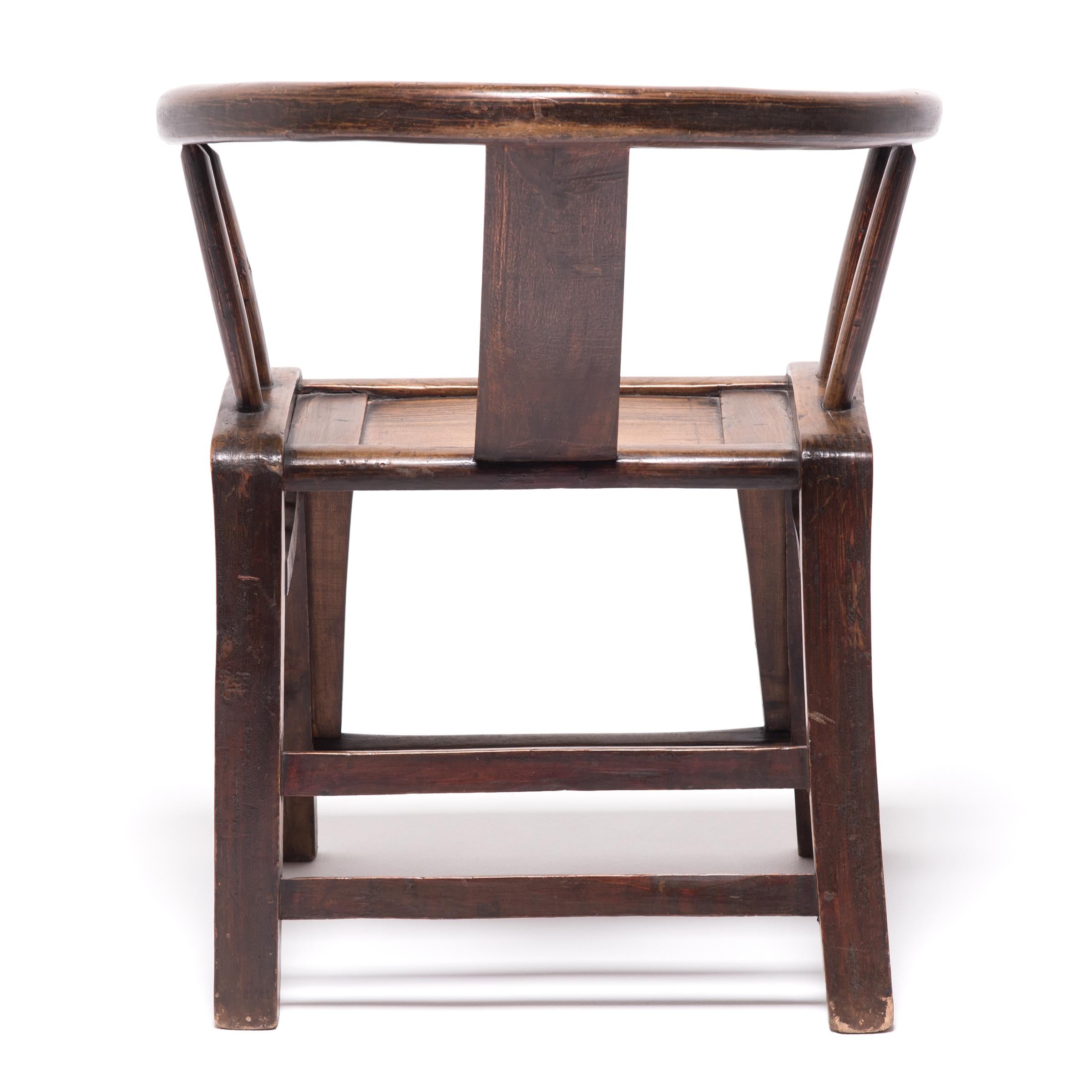 19th Century Chinese Roundback Chair In Good Condition In Chicago, IL