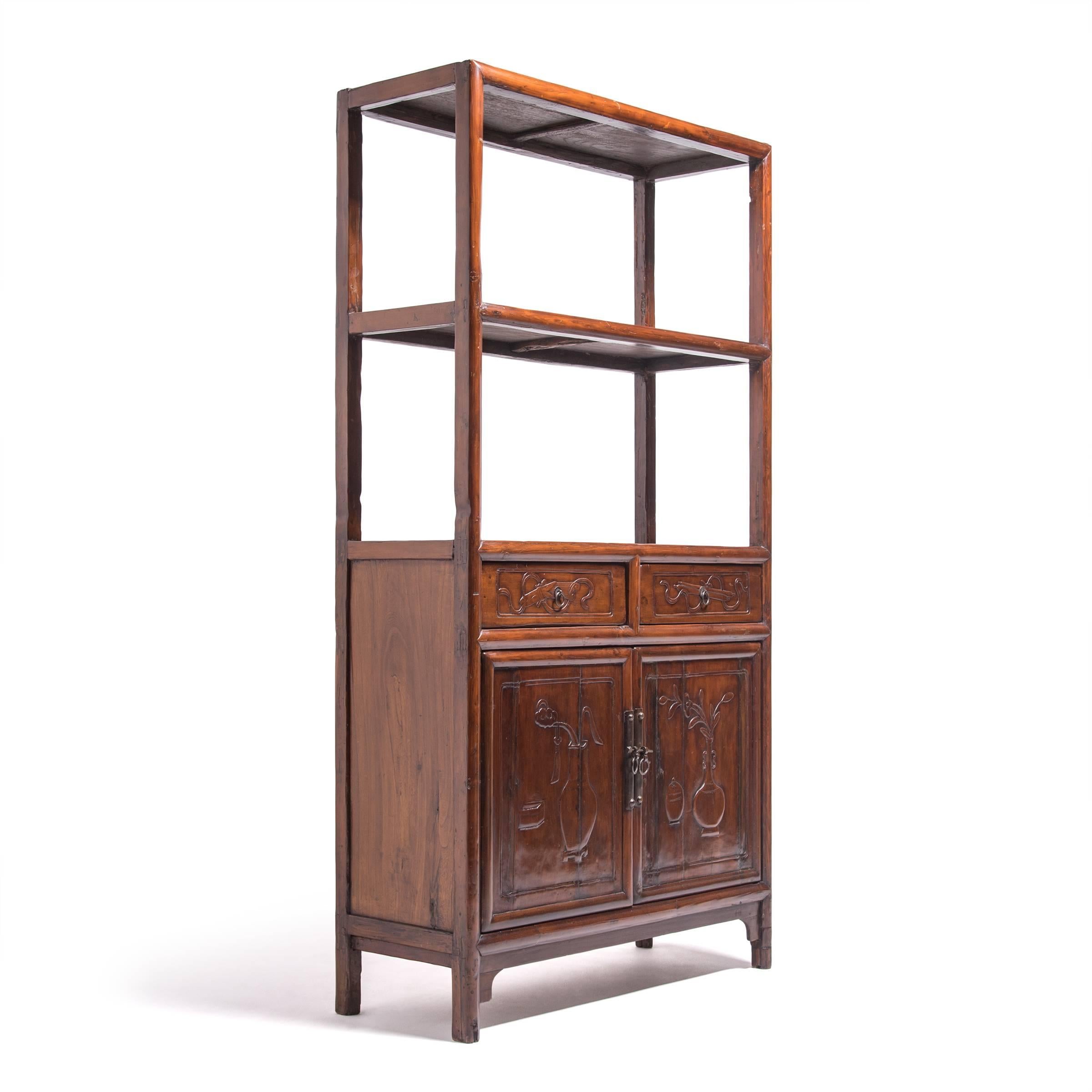 Chinese Scholars' Display Shelf, c. 1850 In Good Condition For Sale In Chicago, IL