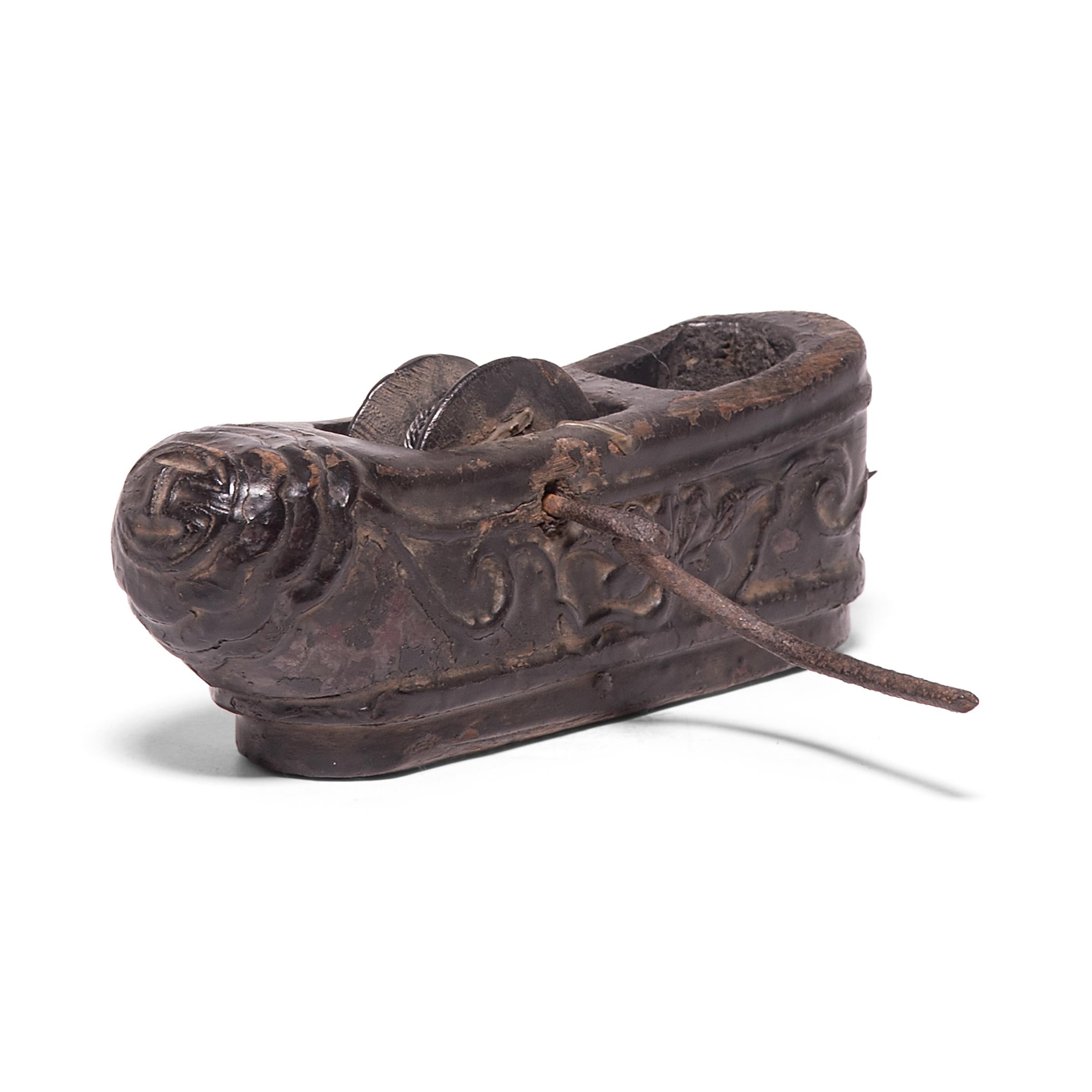 Qing Chinese Shou Shoe Carpenter Line, c. 1850 For Sale