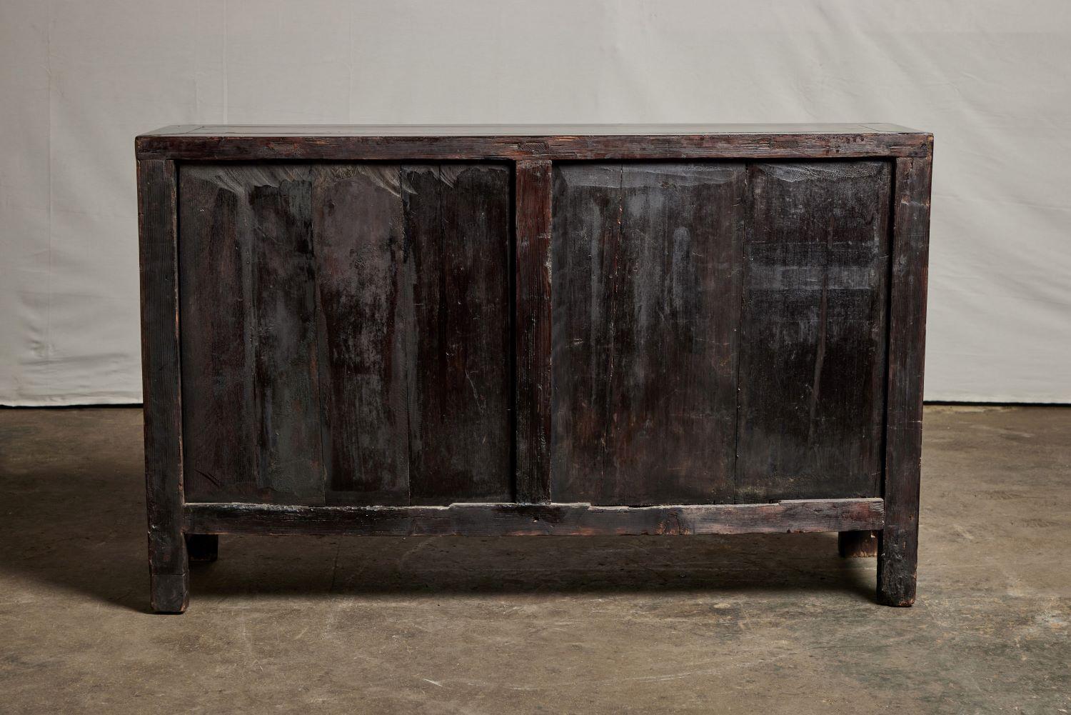 19th Century Chinese Sideboard In Good Condition For Sale In Pasadena, CA