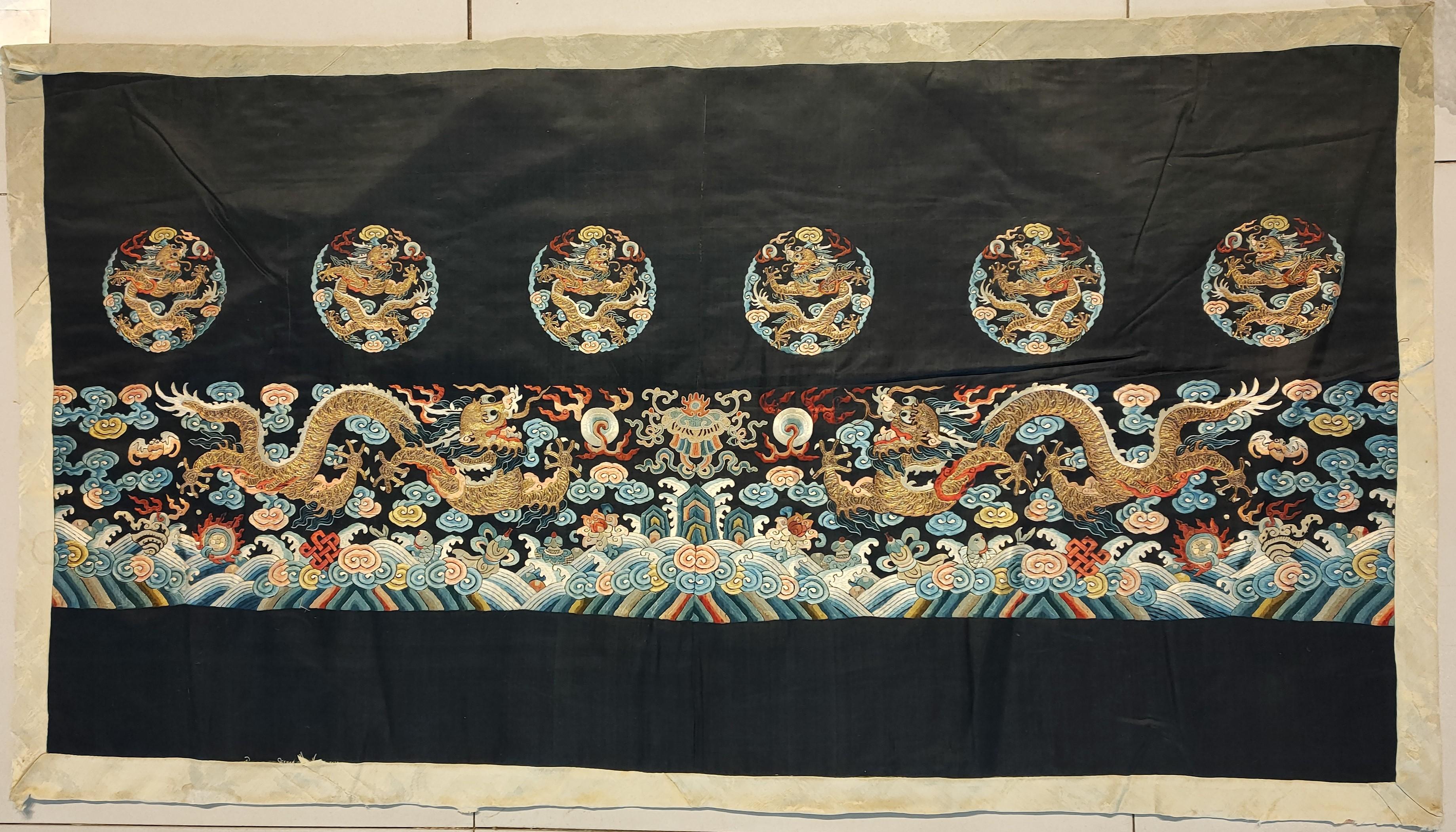 Hand-Knotted 19th Century Chinese Silk & Metallic Thread Embroidery (2'6