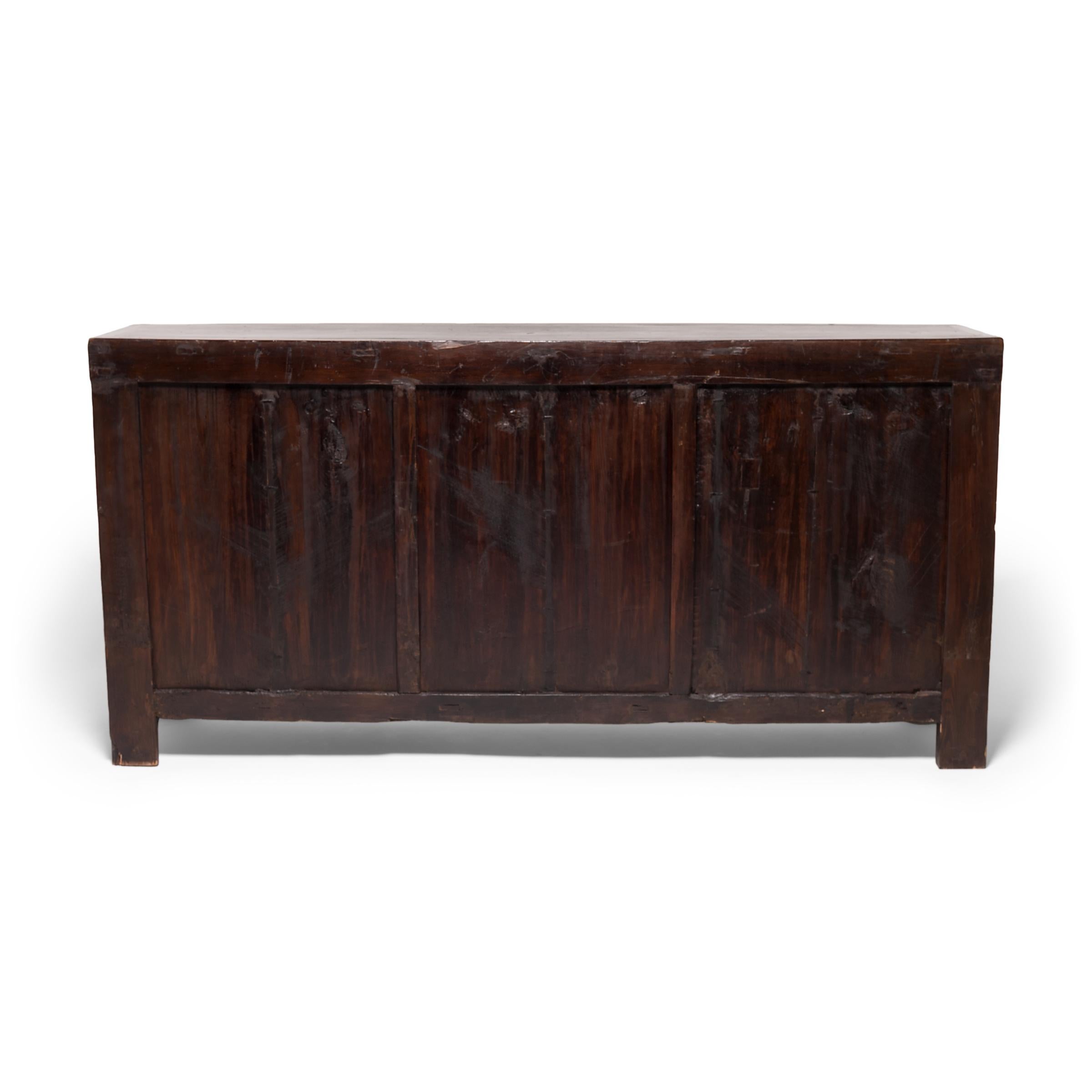 Lacquered 19th Century Chinese Six-Door Sideboard Coffer