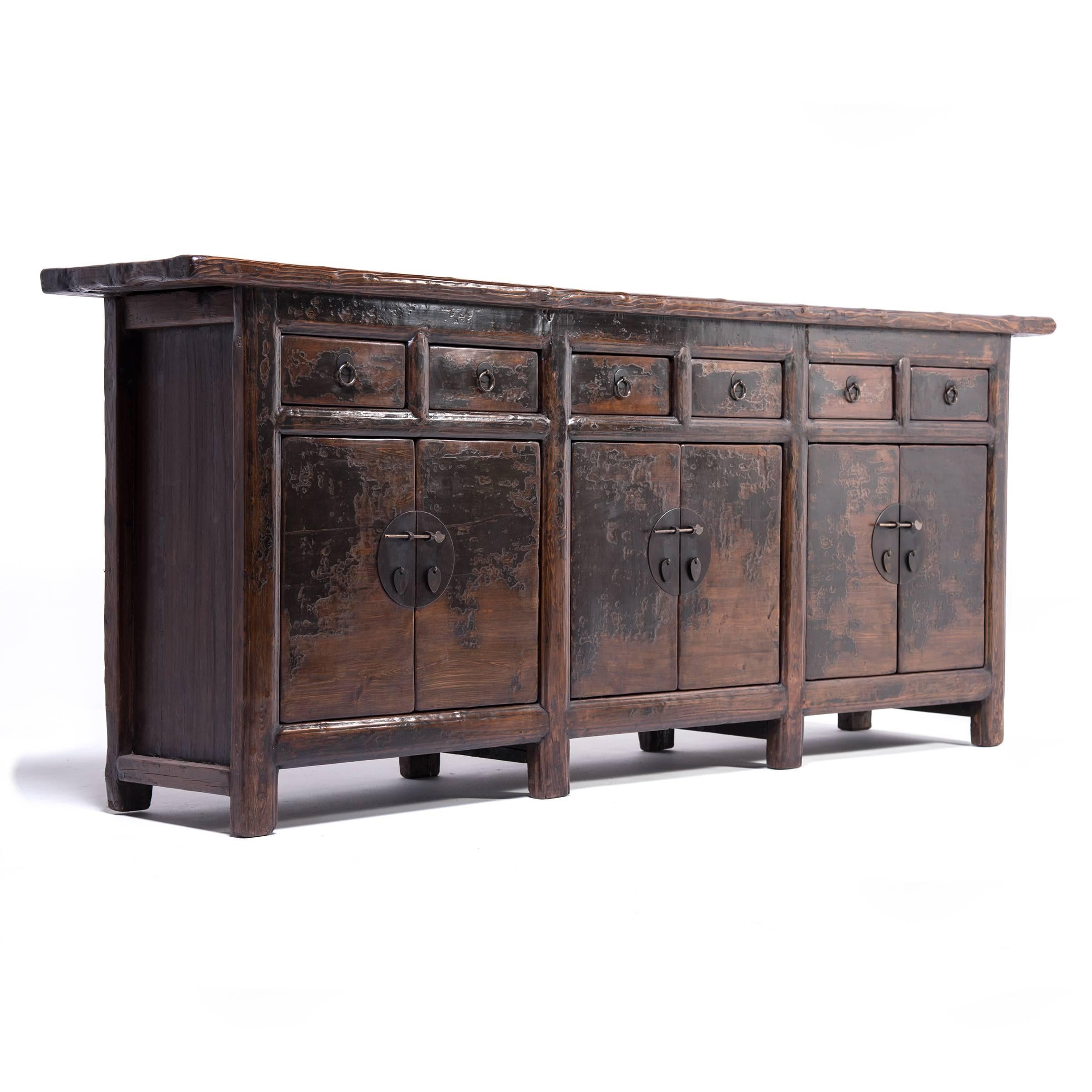 19th Century Chinese Six-Door Six-Drawer Provincial Coffer In Good Condition In Chicago, IL