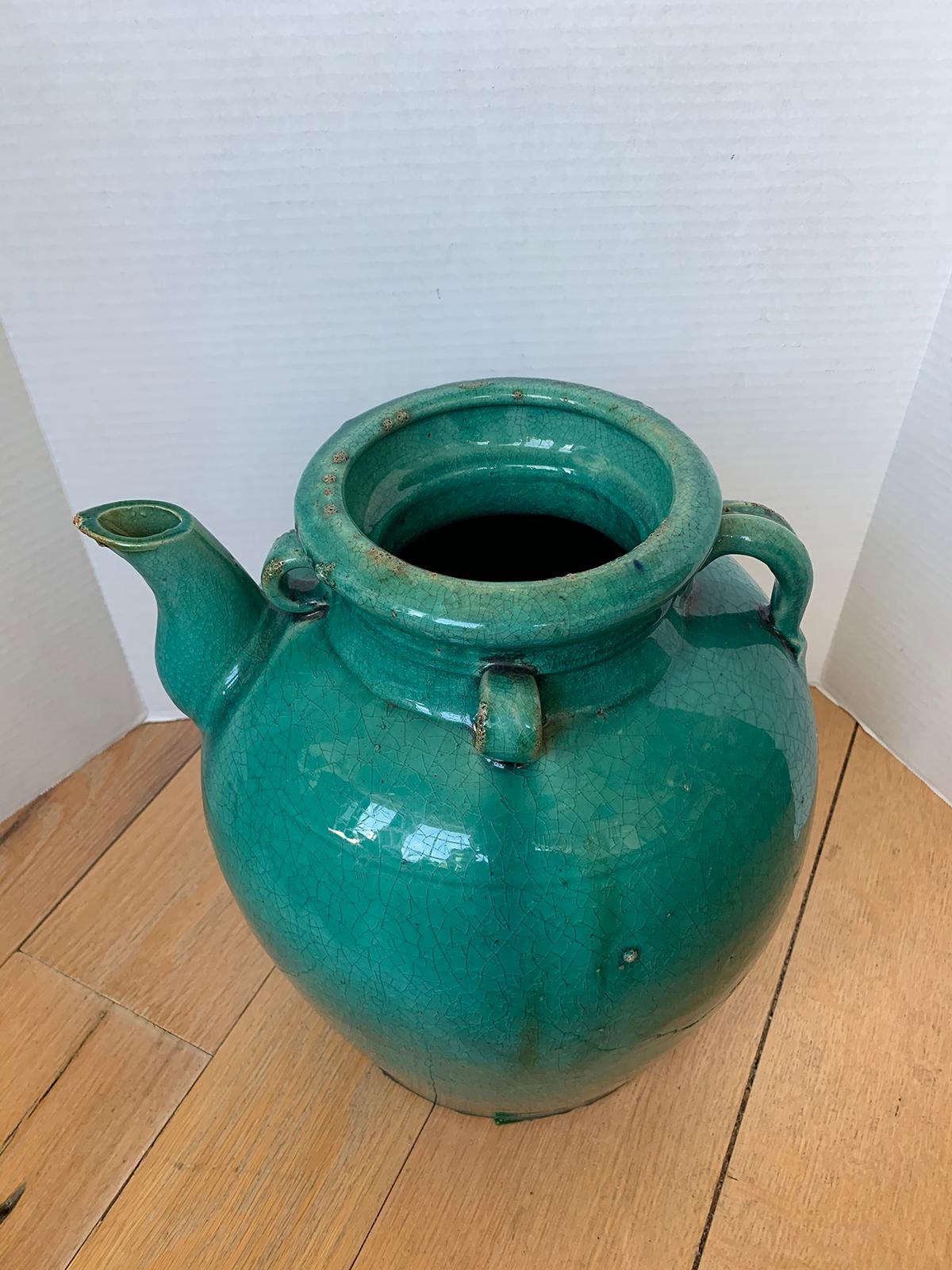 turquoise glaze on pottery from 100-200 ad