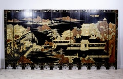 19th century, Chinese twelve-panel Screen Black Lacquered Wood Gilt Decoration