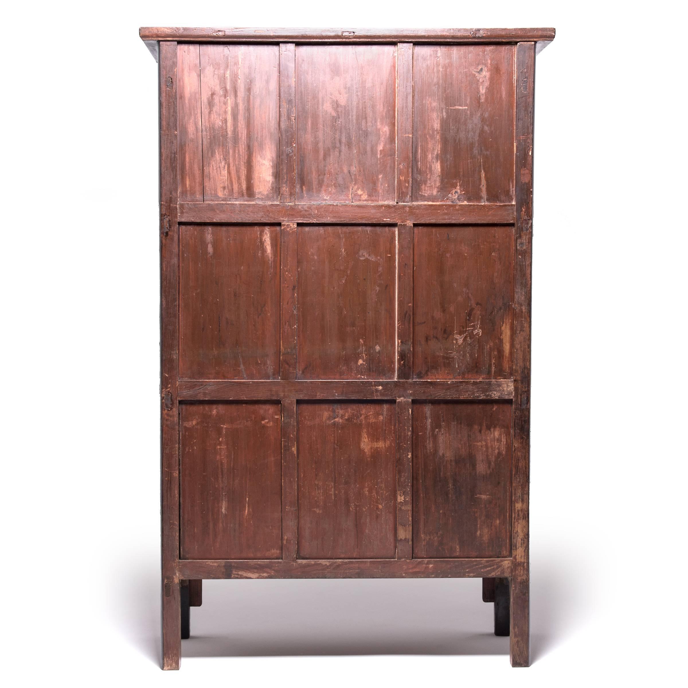 19th Century Chinese Two-Door Noodle Cabinet In Good Condition In Chicago, IL