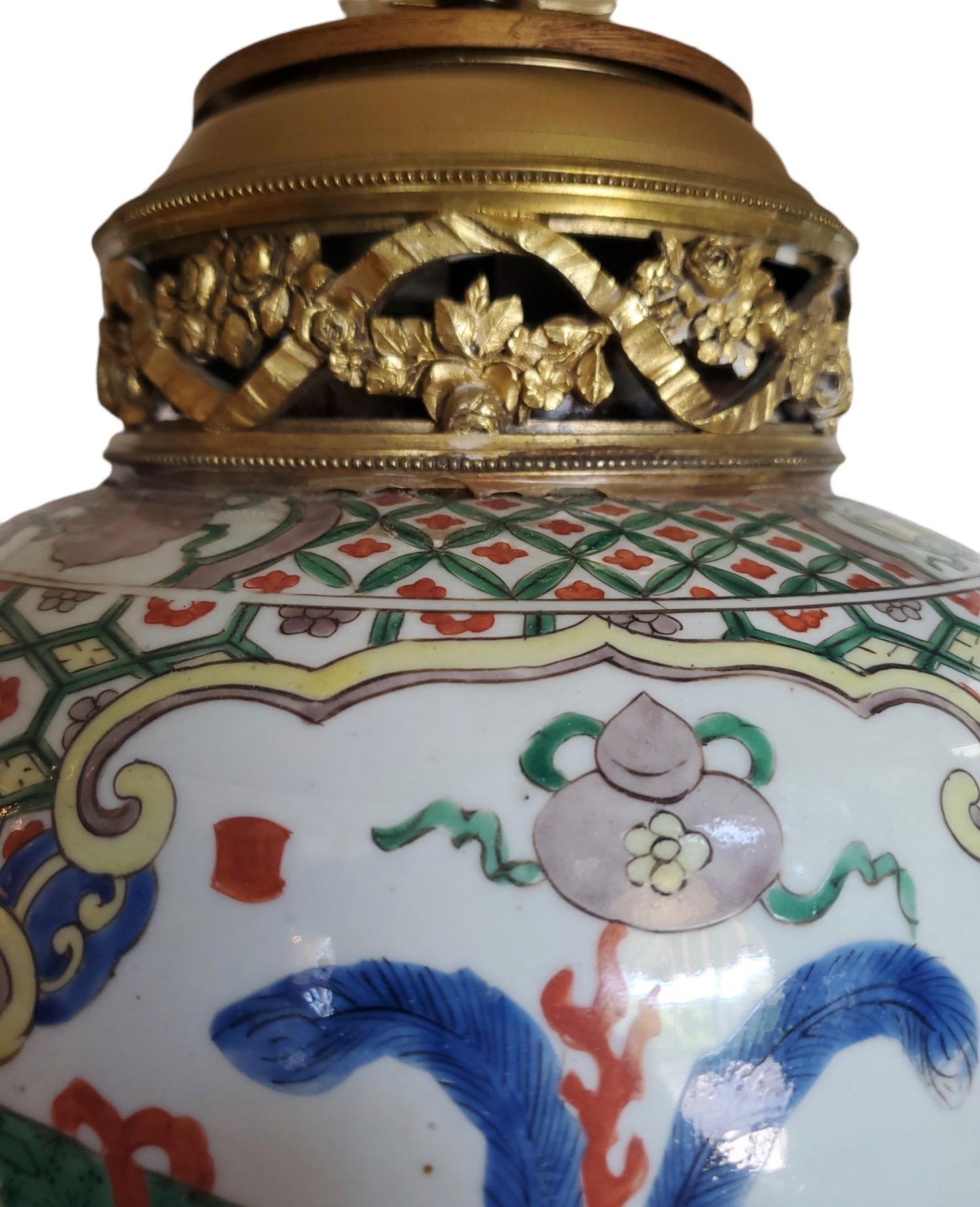 Exportation chinoise Lampe urne chinoise du XIXe siècle en vente