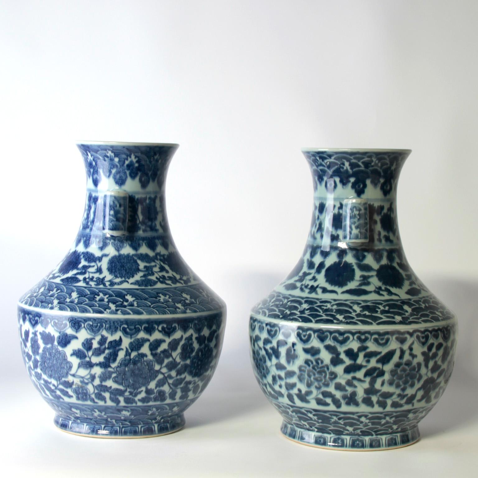 Vases chinois du 19ème siècle État moyen - En vente à Esbeek, NL