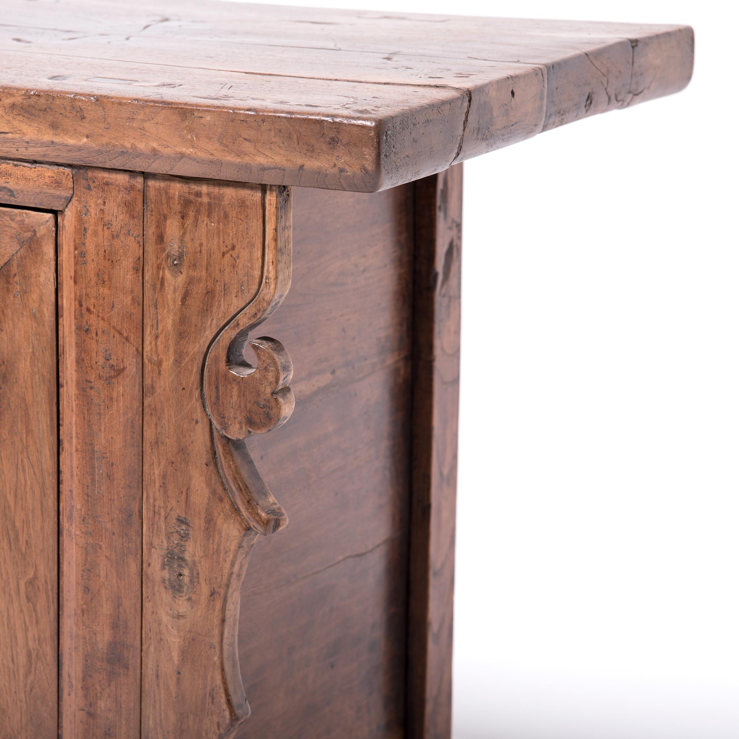 Chinese Walnut Cloud Sideboard, c. 1850 1