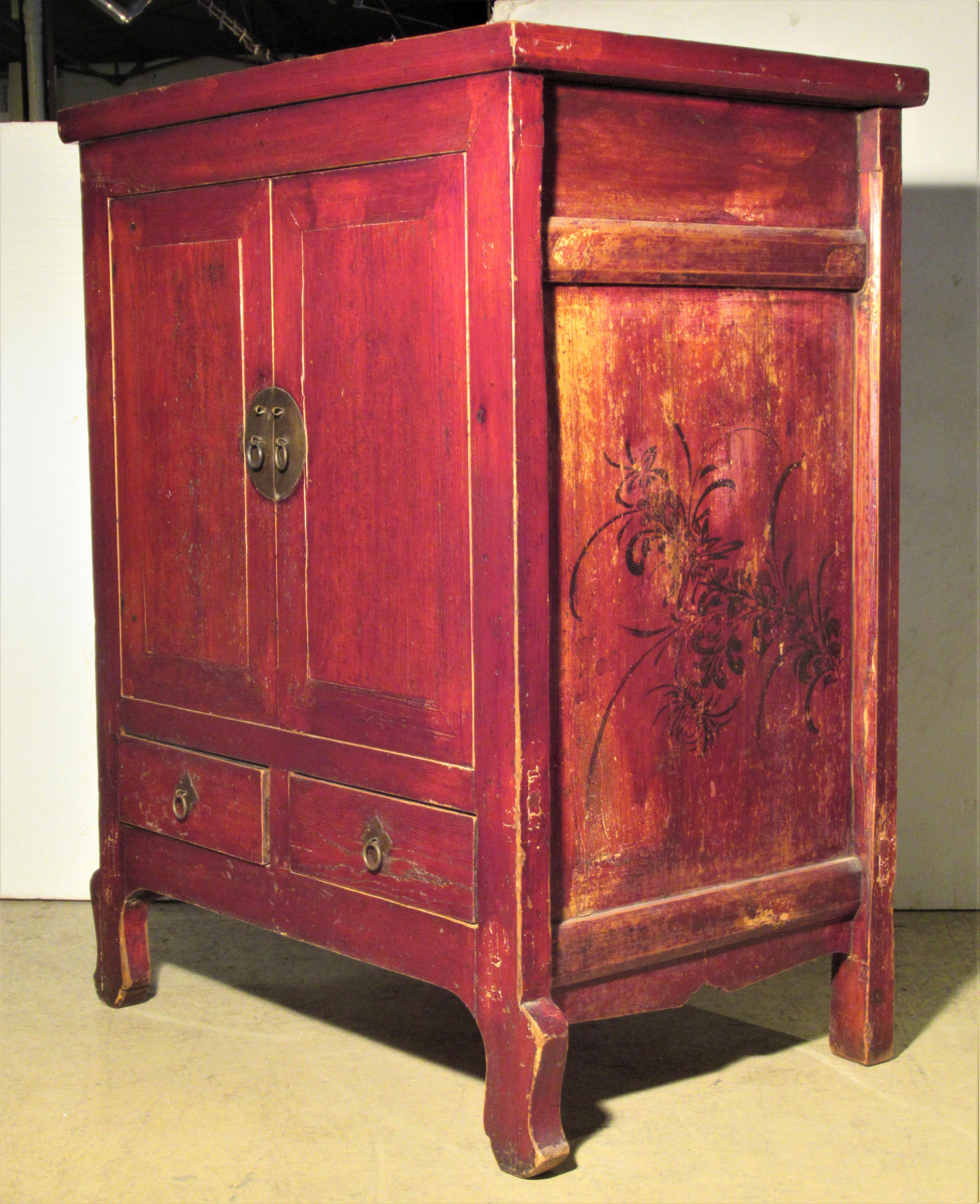 19th Century Chinese Wedding Cabinet For Sale 2