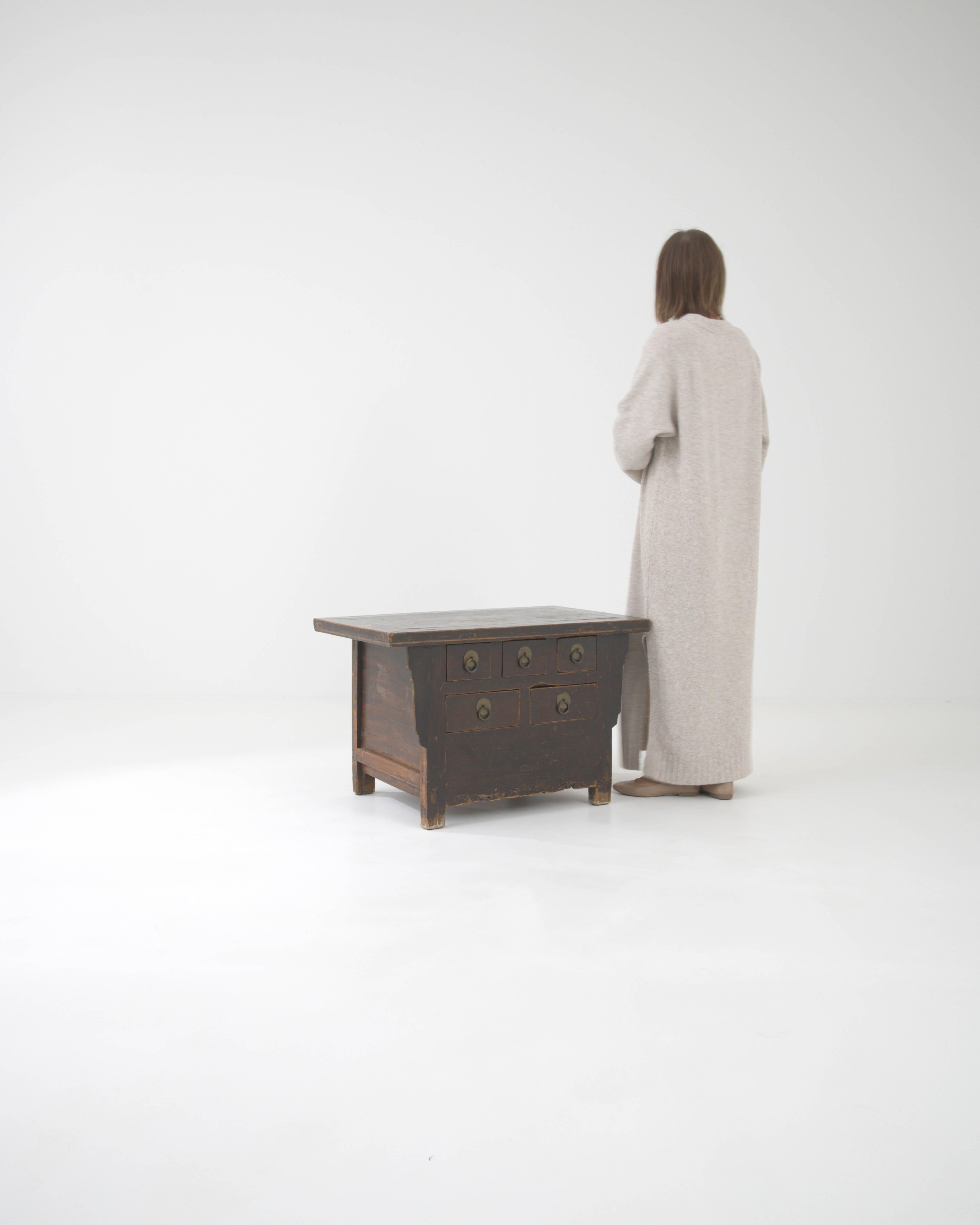 Cassettiera cinese in legno del XIX secolo in vendita 2