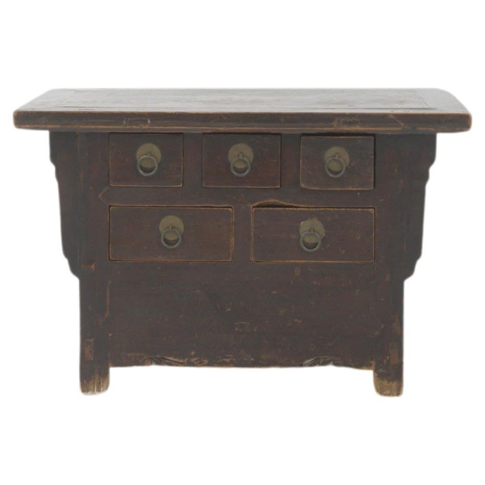 Cassettiera cinese in legno del XIX secolo