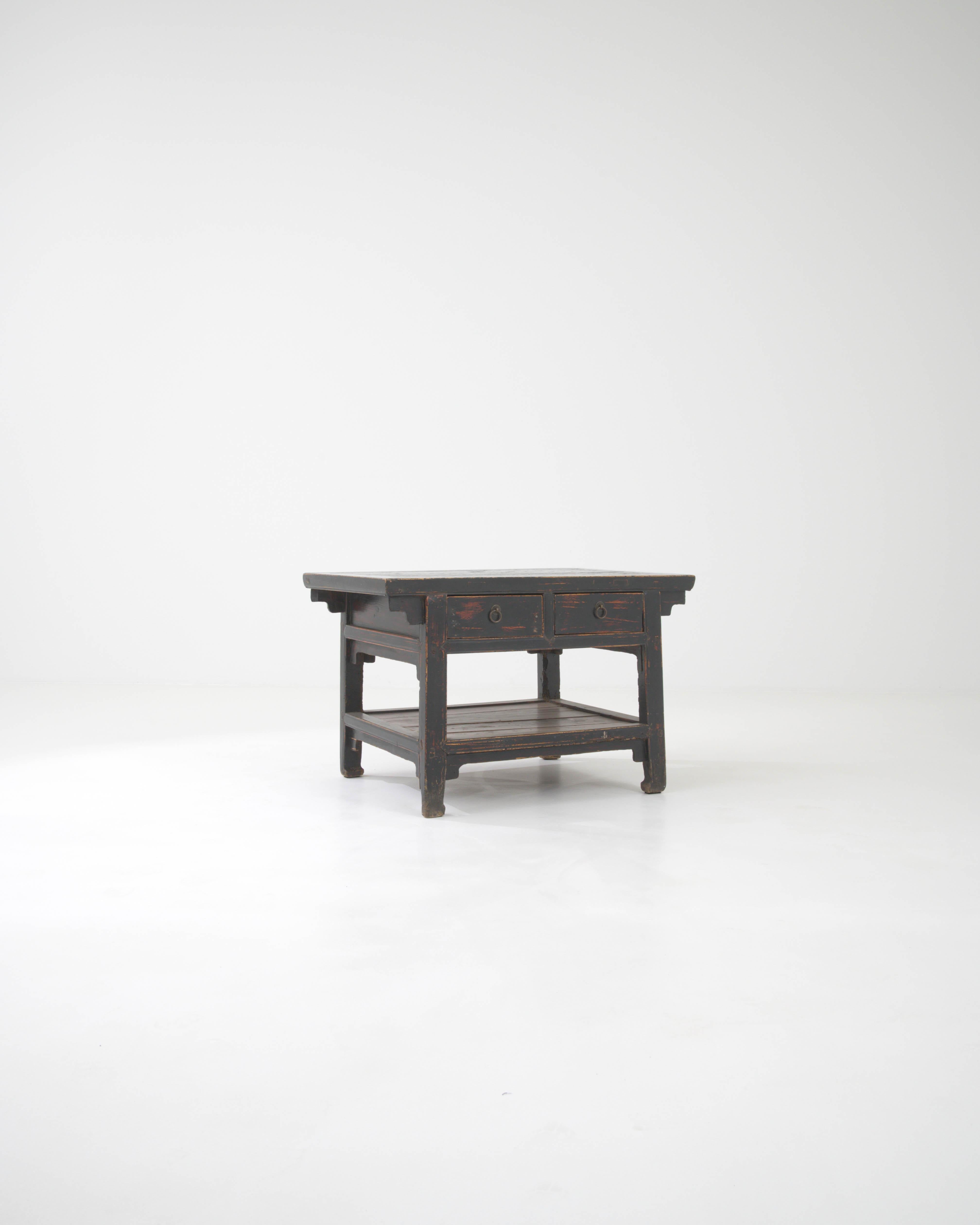 19th Century Chinese Wooden Coffee Table For Sale 2
