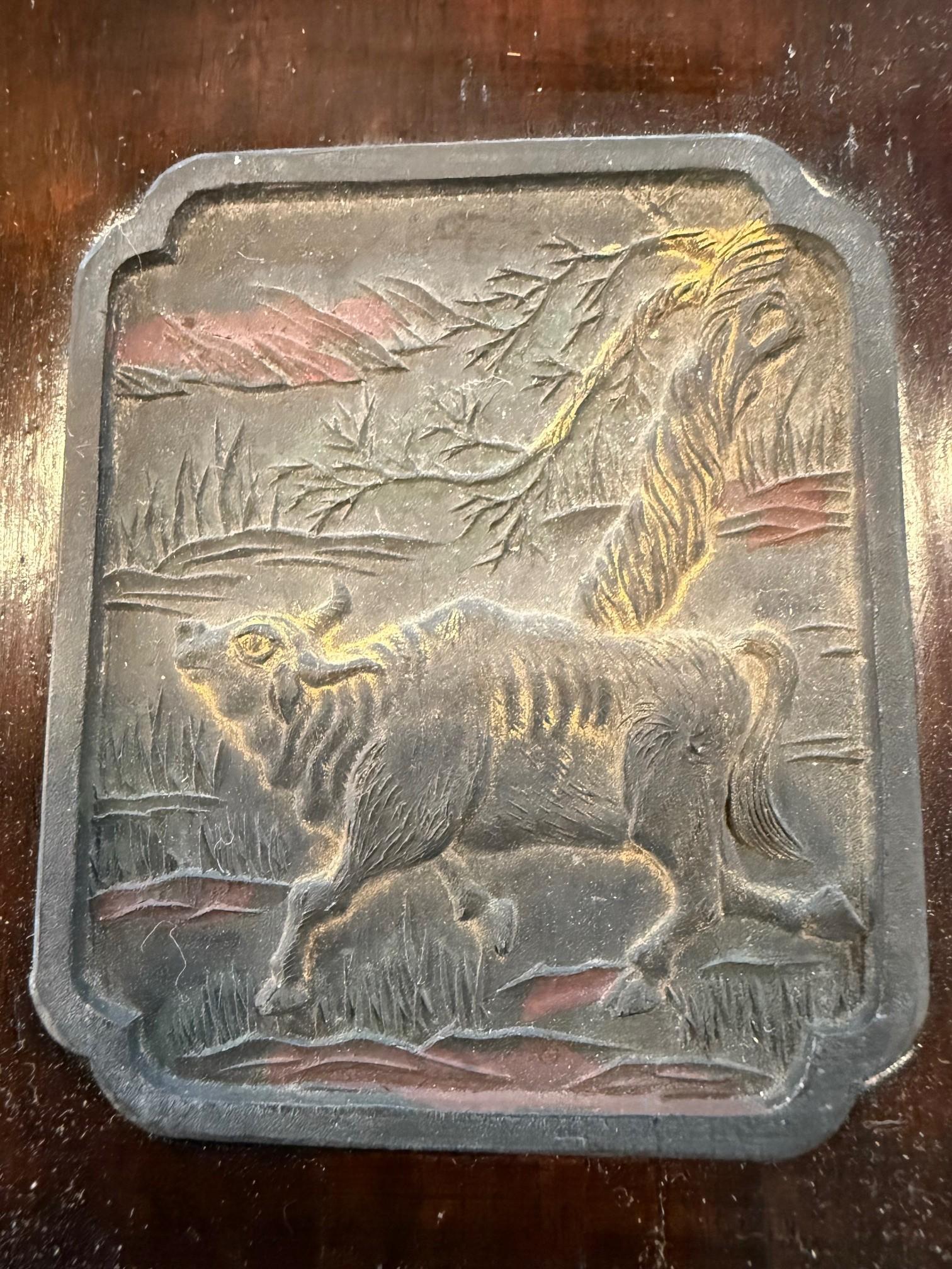 19th Century Chinese Zodiac Ink Cakes Set of 12 Animals Wooden Presentation Box. en vente 8