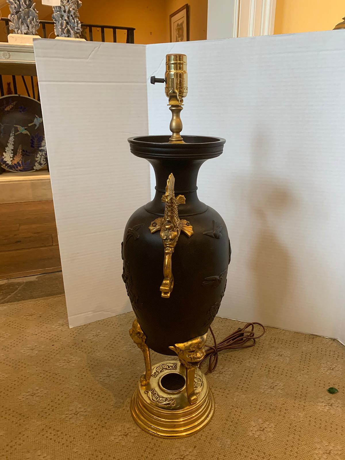 19th Century Chinoiserie and Gilt Bronze Lamp For Sale 15