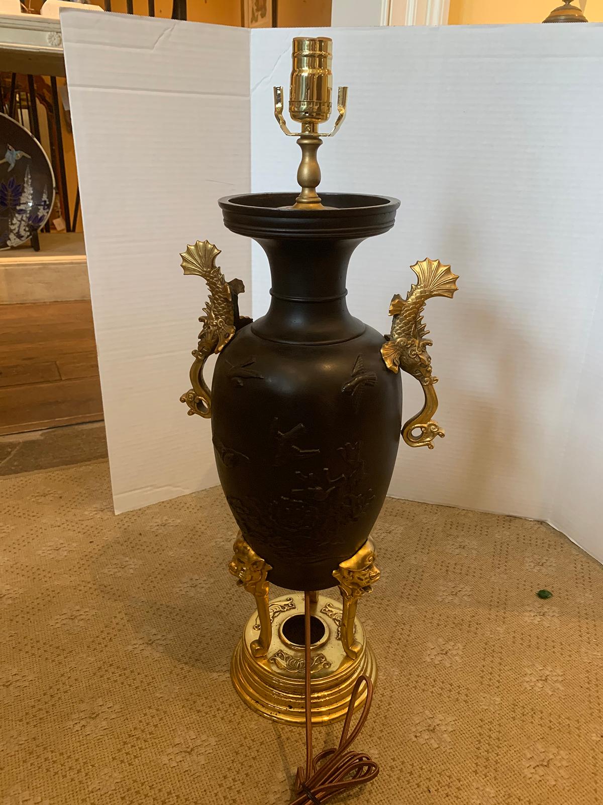19th Century Chinoiserie and Gilt Bronze Lamp For Sale 16