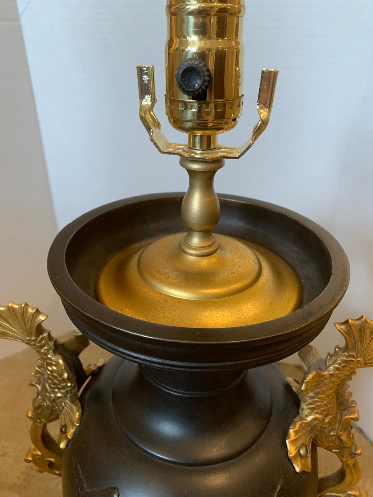 19th Century Chinoiserie and Gilt Bronze Lamp For Sale 6