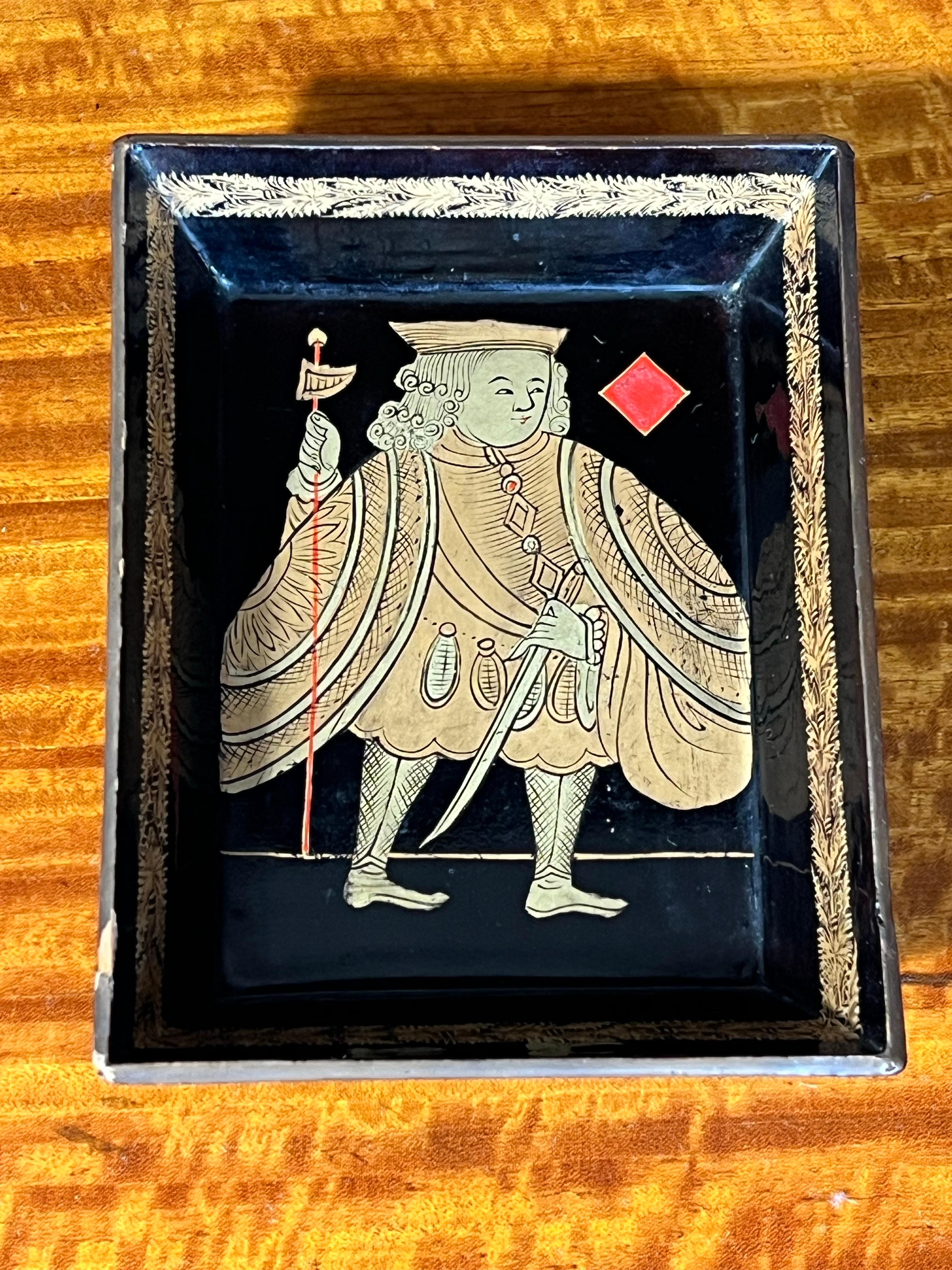 19th Century Chinoiserie Black Lacquer Trays For Sale 7