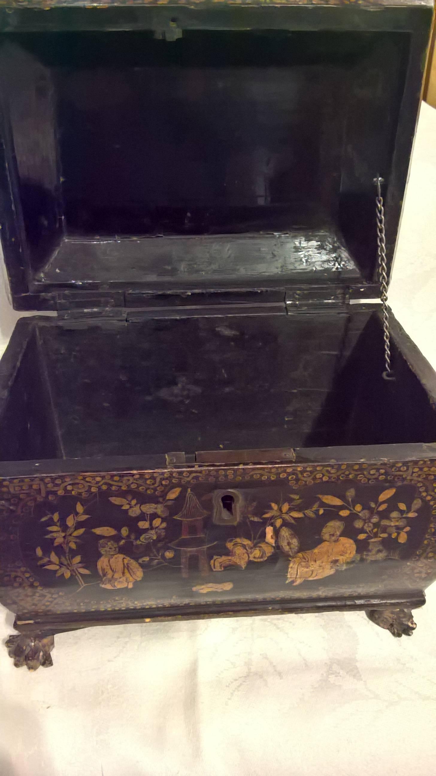 19th Century English Chinoiserie Black Gilt and Lacquered Chest 5