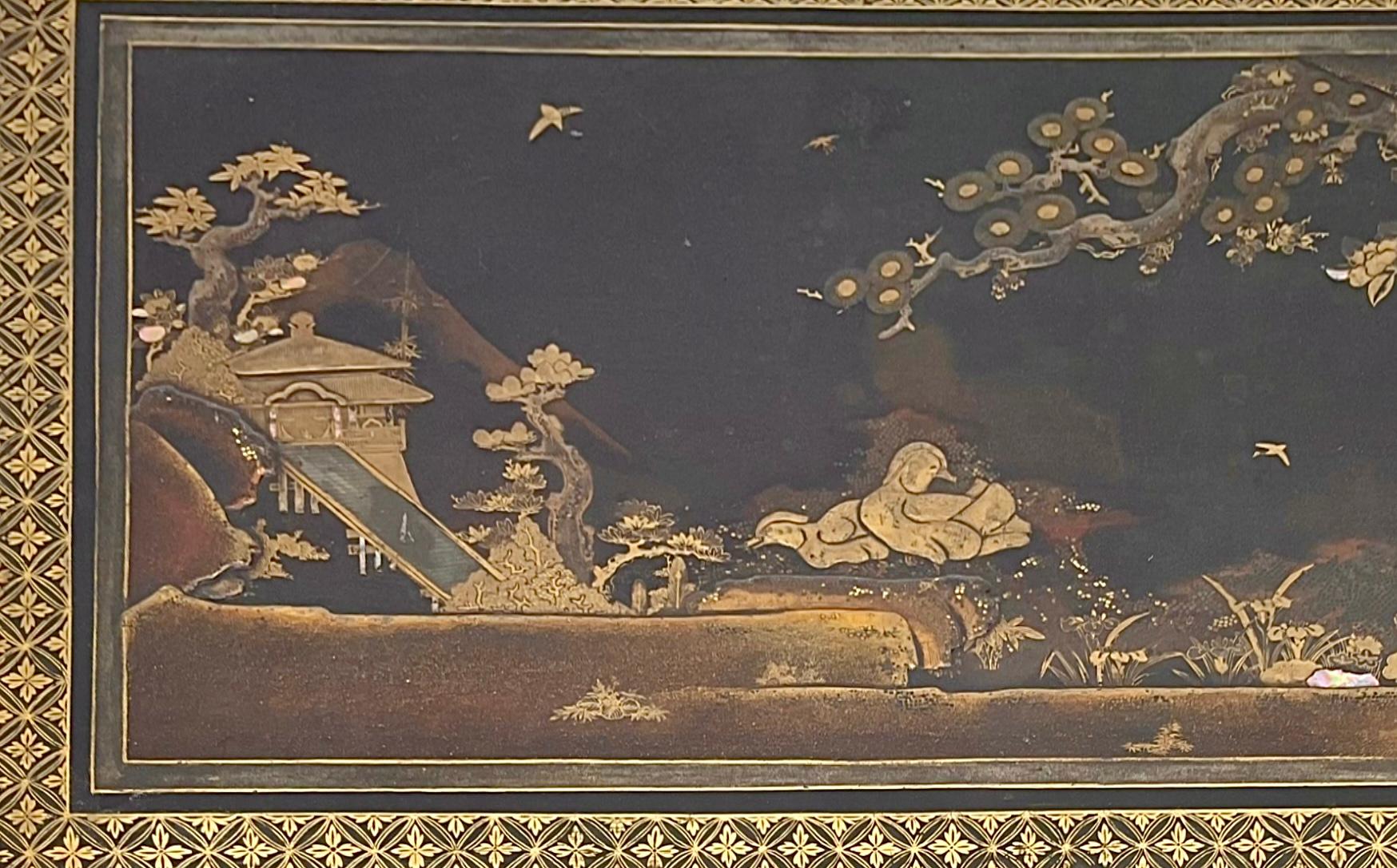 Chinese Chippendale 19th Century Chinoiserie Decorated Table