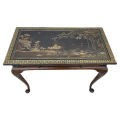 Table décorée de Chinoiserie du 19ème siècle