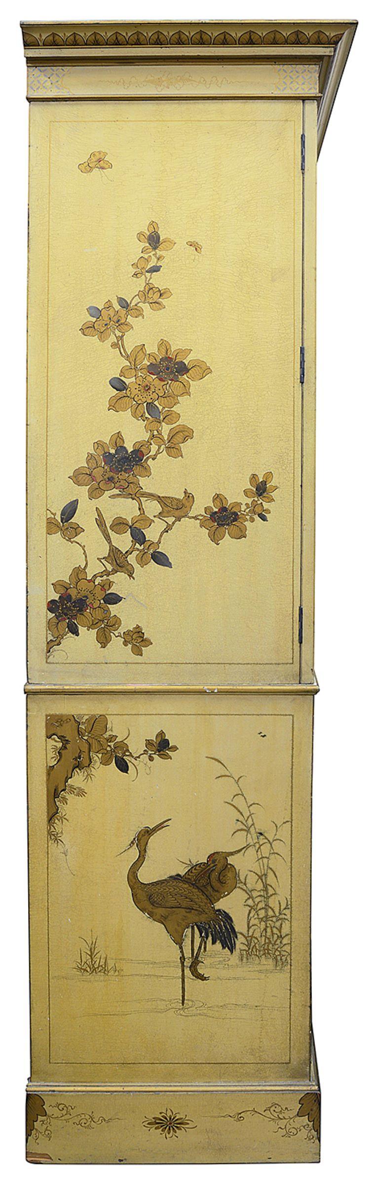 Hand-Painted 19th Century Chinoiserie Lacquer Linen Press, circa 1880 For Sale