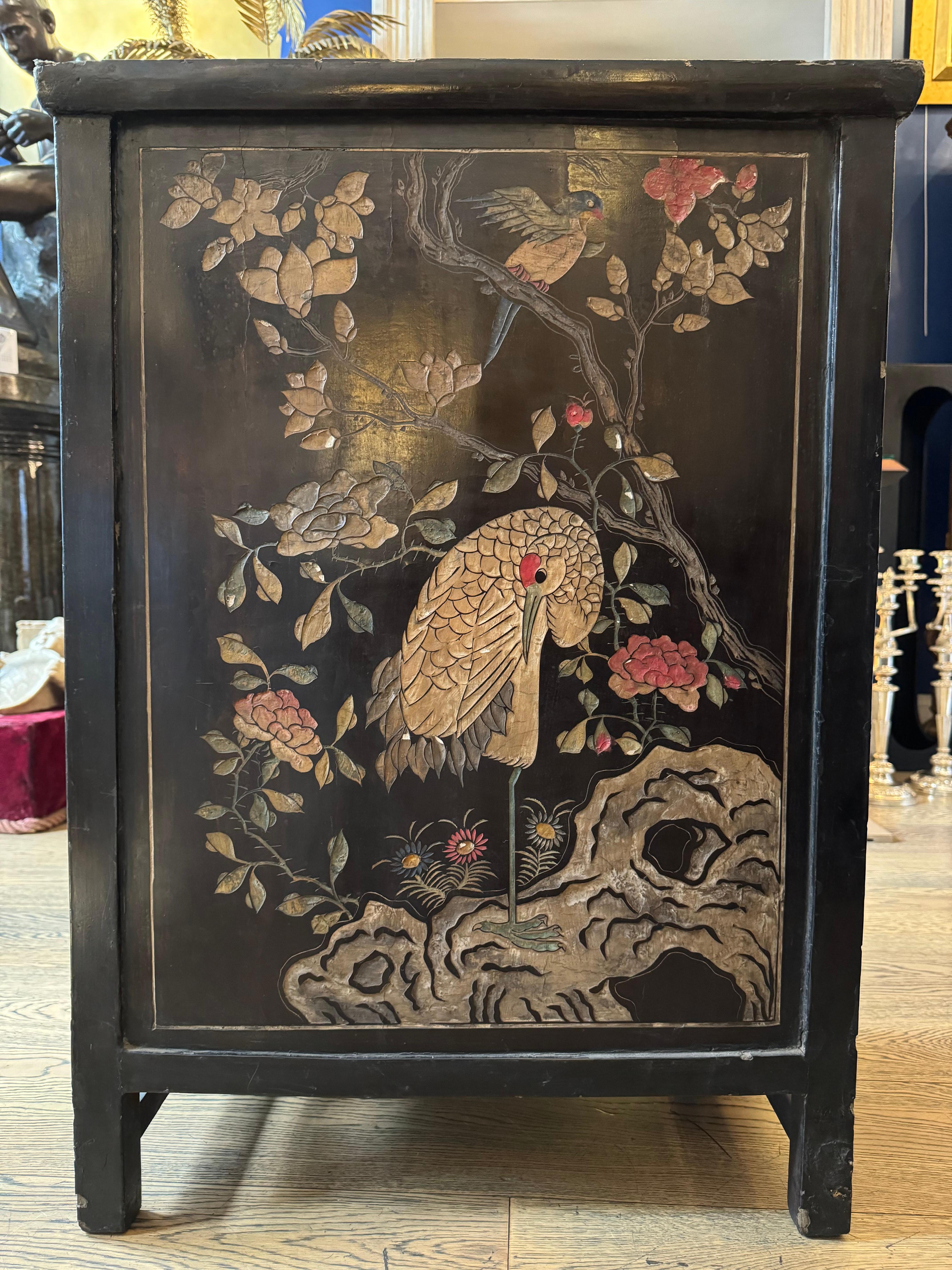 19th Century Chinoiserie Lacquer Side Cabinet For Sale 5