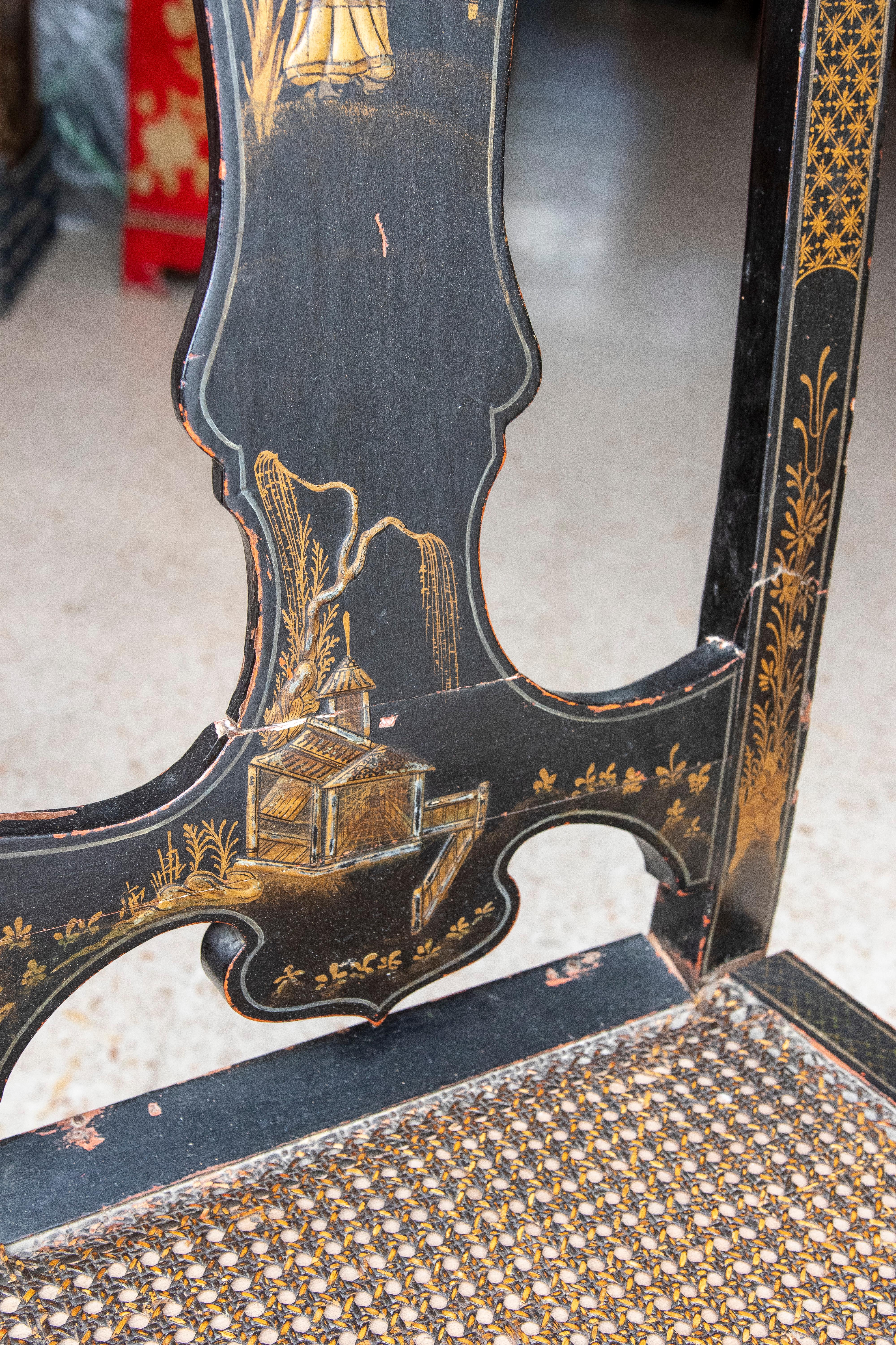 Lackierter Chinoiserie-Stuhl aus England, 19. Jahrhundert im Angebot 4