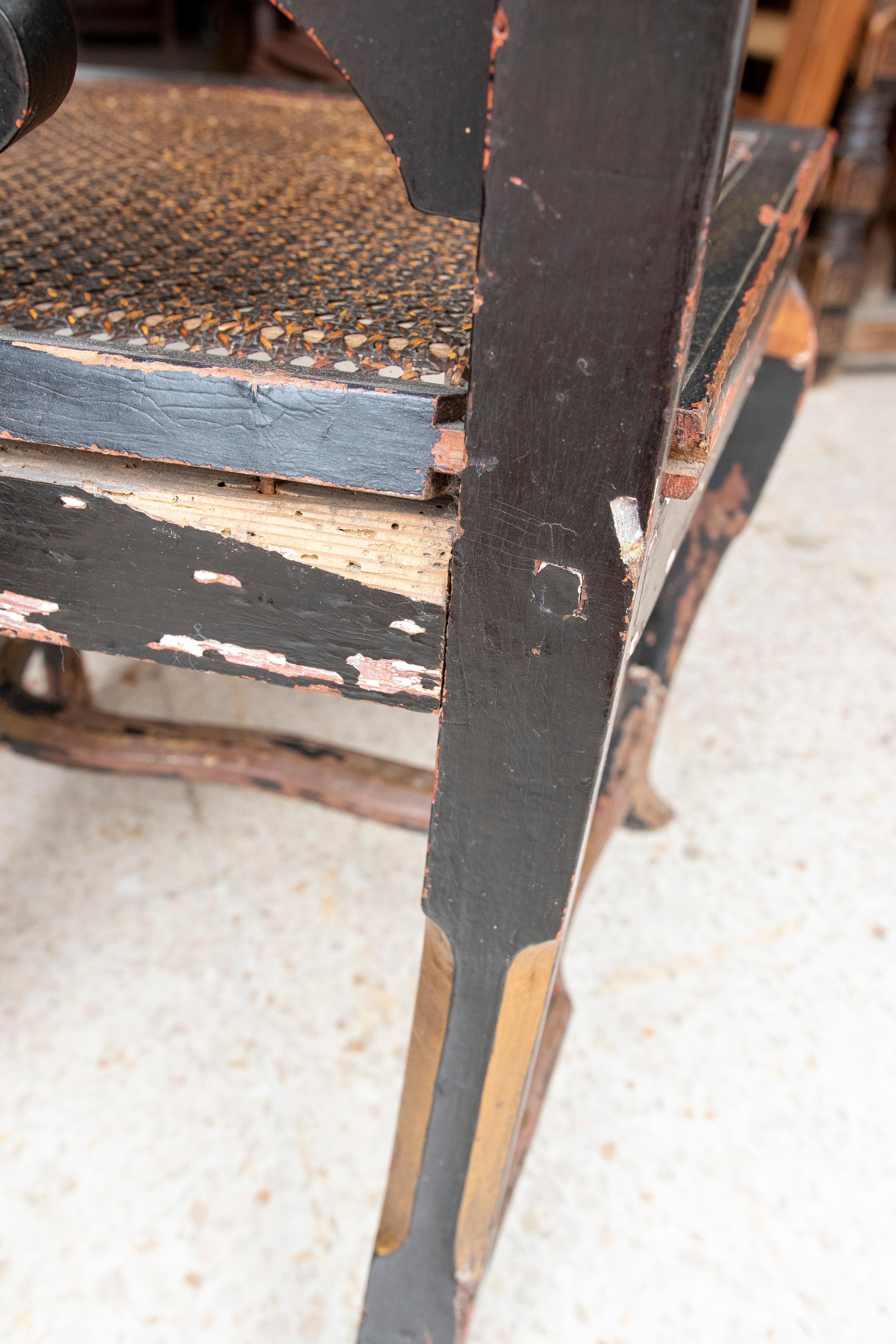 Lackierter Chinoiserie-Stuhl aus England, 19. Jahrhundert im Angebot 9