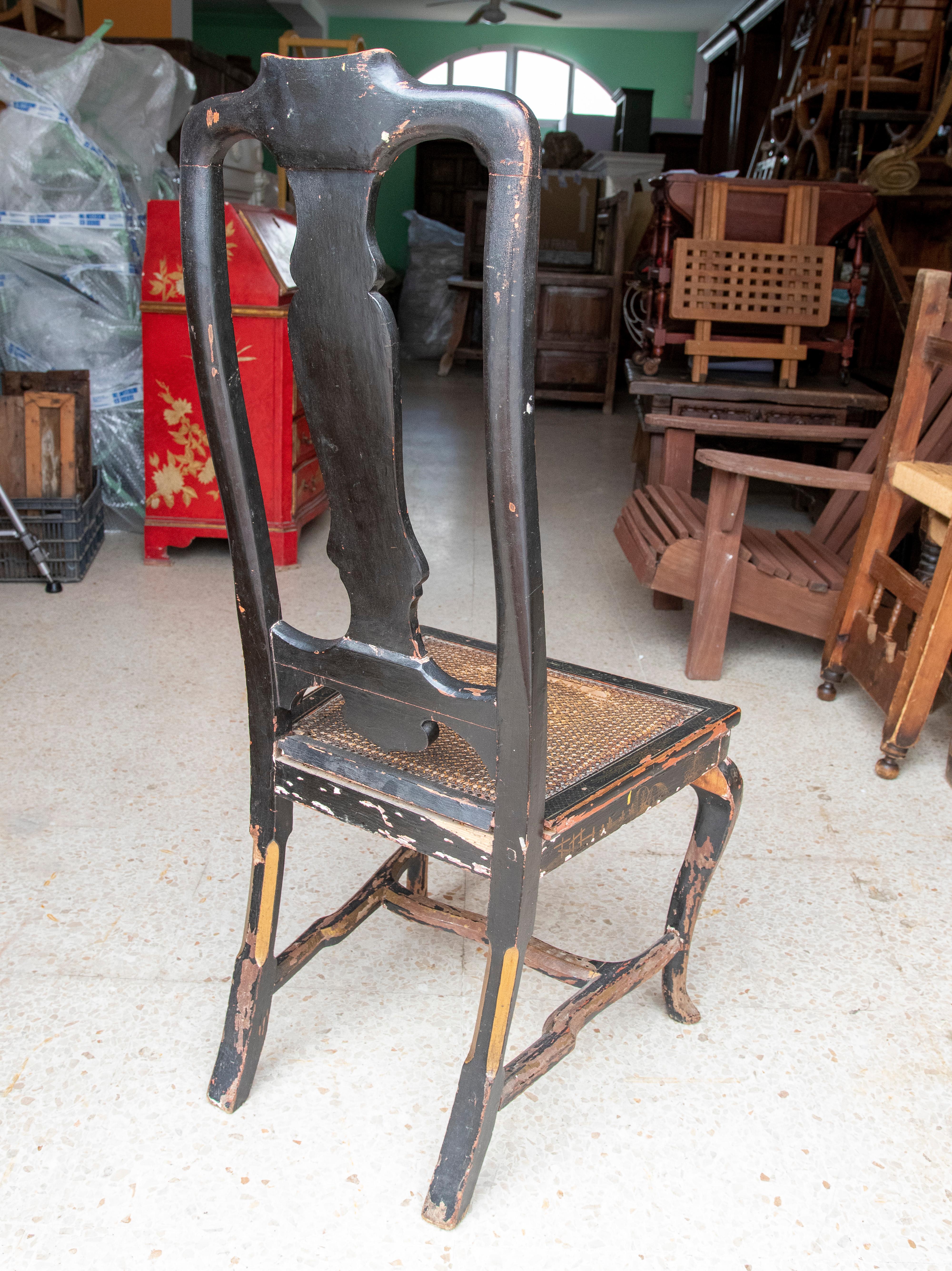 Lackierter Chinoiserie-Stuhl aus England, 19. Jahrhundert (Englisch) im Angebot